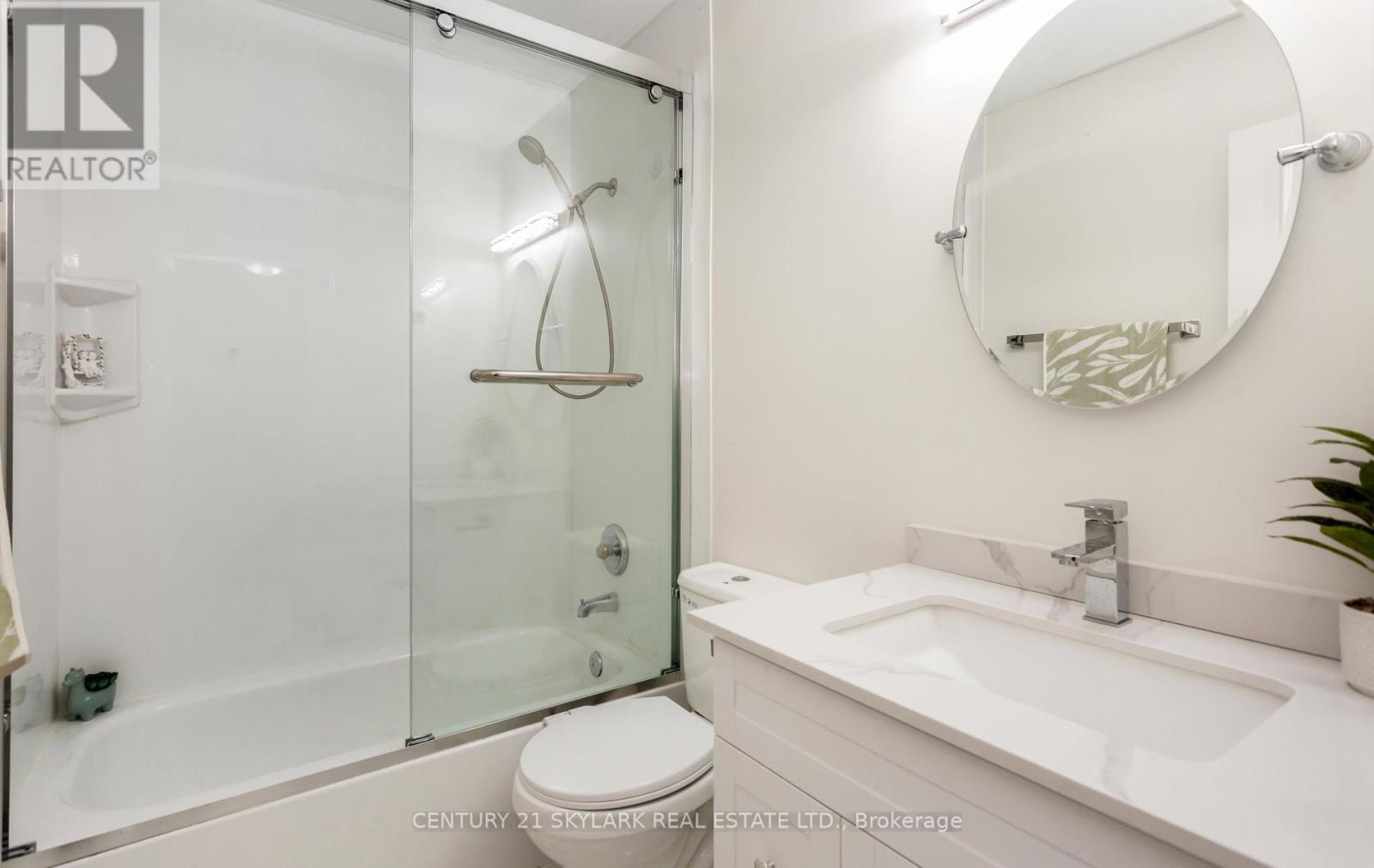 3353 Martins Pine Crescent, Mississauga, Ontario  L5L 1G3 - Photo 23 - W13095932