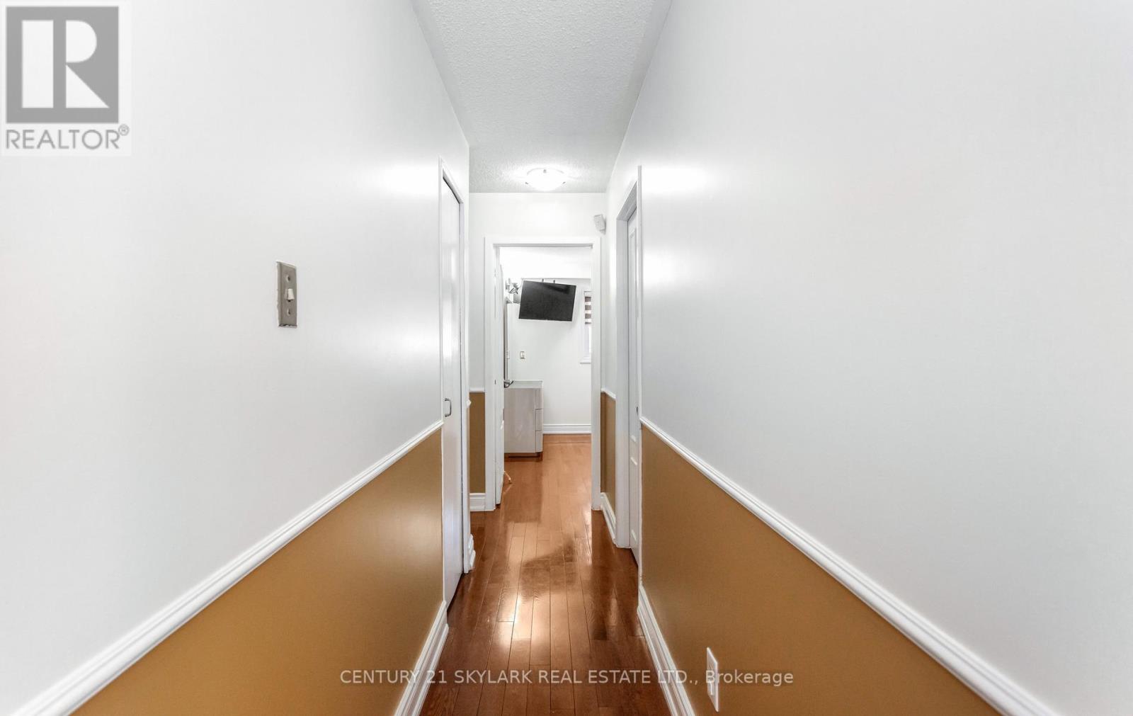 3353 Martins Pine Crescent, Mississauga, Ontario  L5L 1G3 - Photo 17 - W13095932
