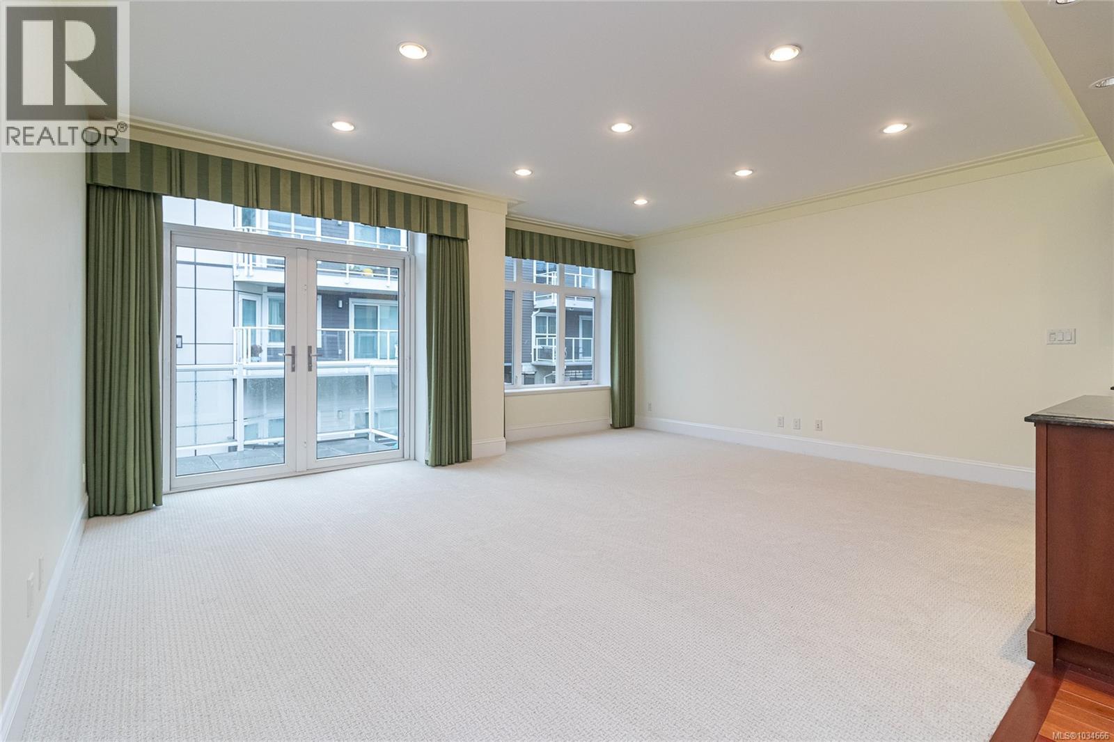 9708a Third St, Sidney, British Columbia  V8L 3A2 - Photo 36 - 1034666