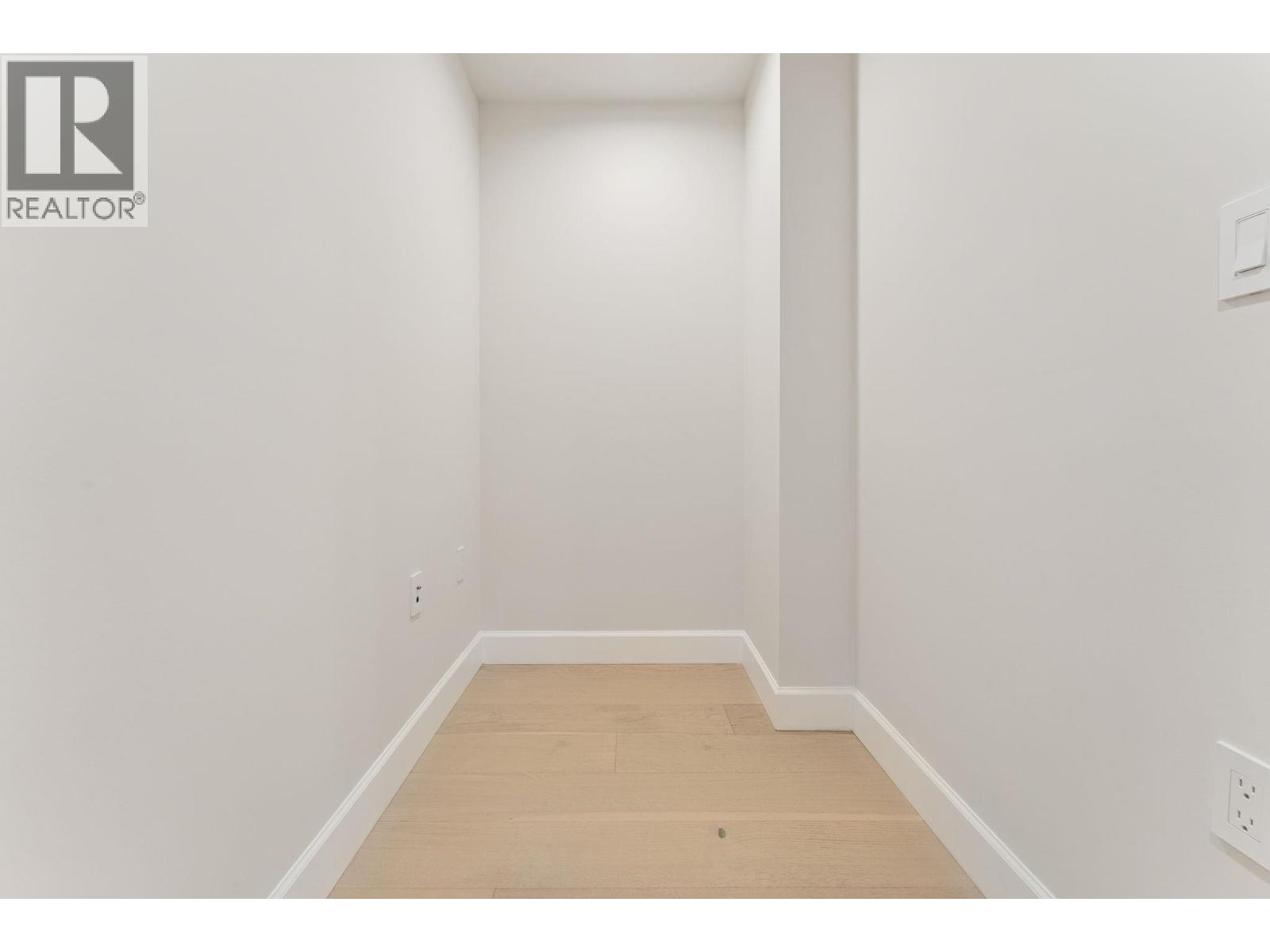 304 3668 W 10th Avenue, Vancouver, British Columbia  V6R 2G3 - Photo 33 - R3120279
