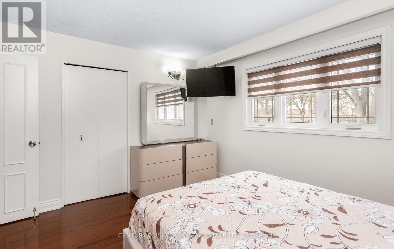 3353 Martins Pine Crescent, Mississauga, Ontario  L5L 1G3 - Photo 19 - W13095932