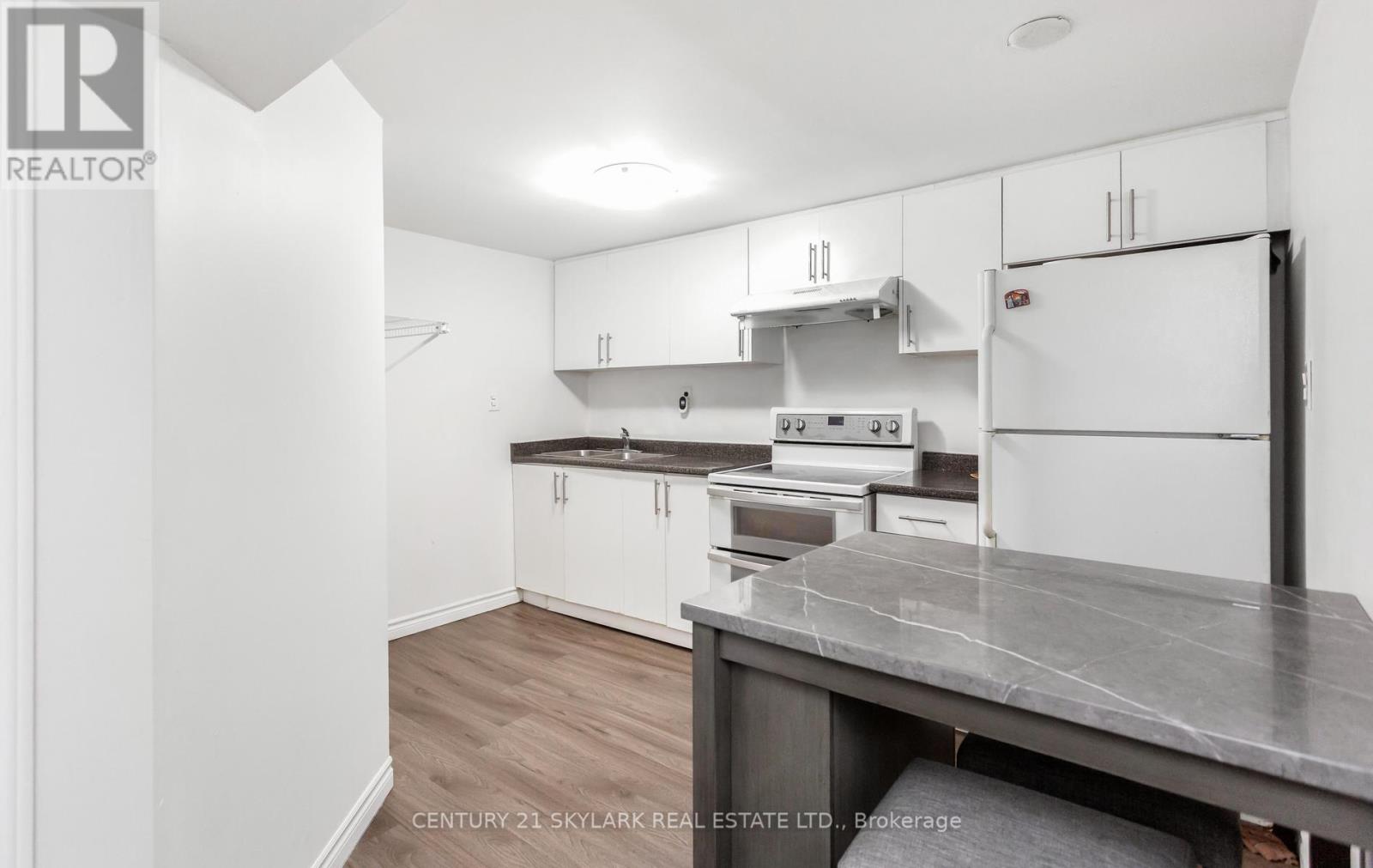 3353 Martins Pine Crescent, Mississauga, Ontario  L5L 1G3 - Photo 33 - W13095932