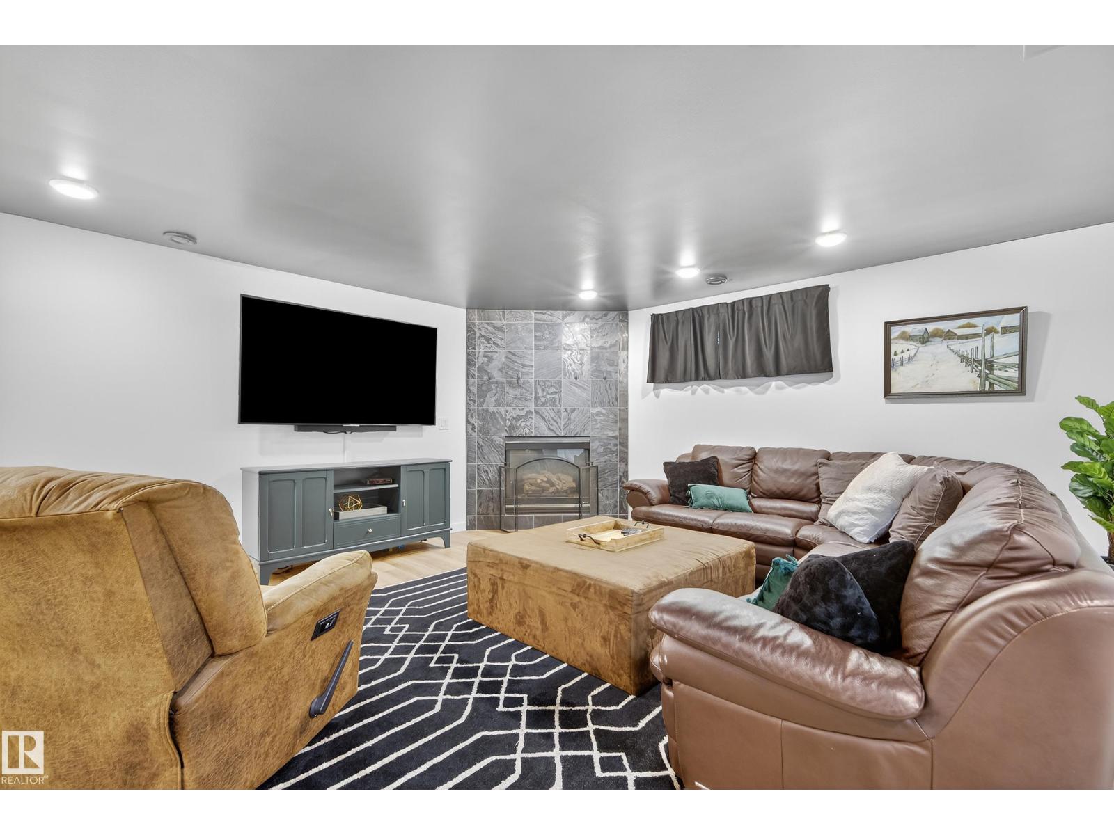 8705 92a Av Nw, Edmonton, Alberta  T6C 4G6 - Photo 43 - E4486291