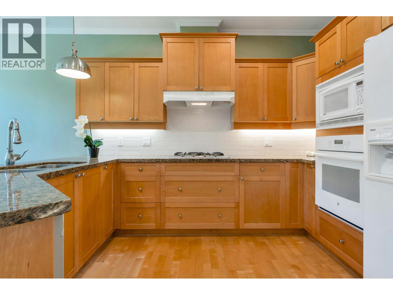 112 5900 Ferry Road, Delta, British Columbia  V4K 5C3 - Photo 13 - R3120611