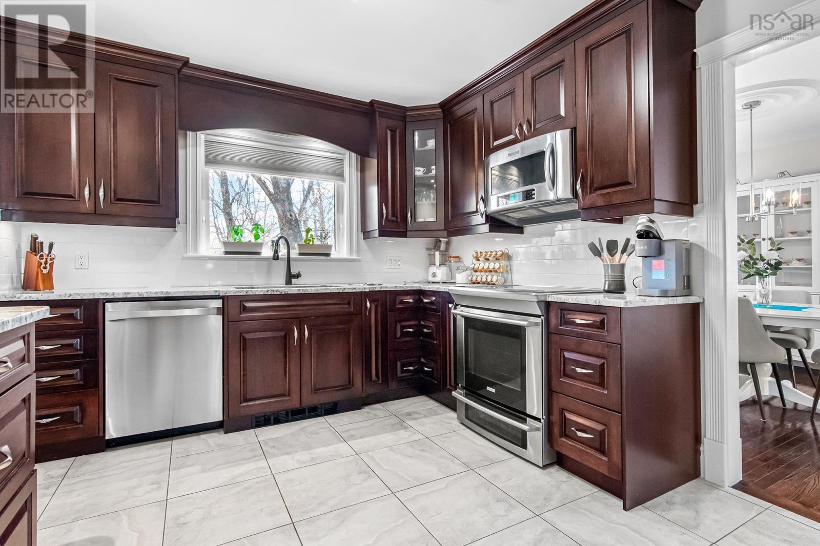 201 Douglas Crescent, Halifax, Nova Scotia  B3M 3B6 - Photo 12 - 202609899
