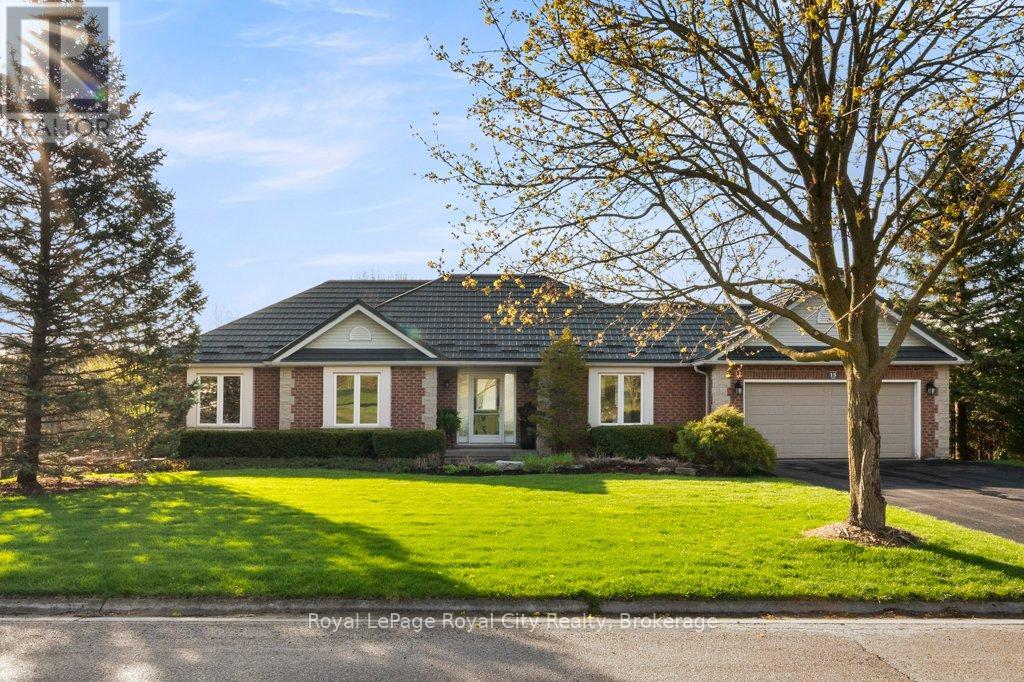 15 MANRESA COURT, Guelph/Eramosa, Ontario
