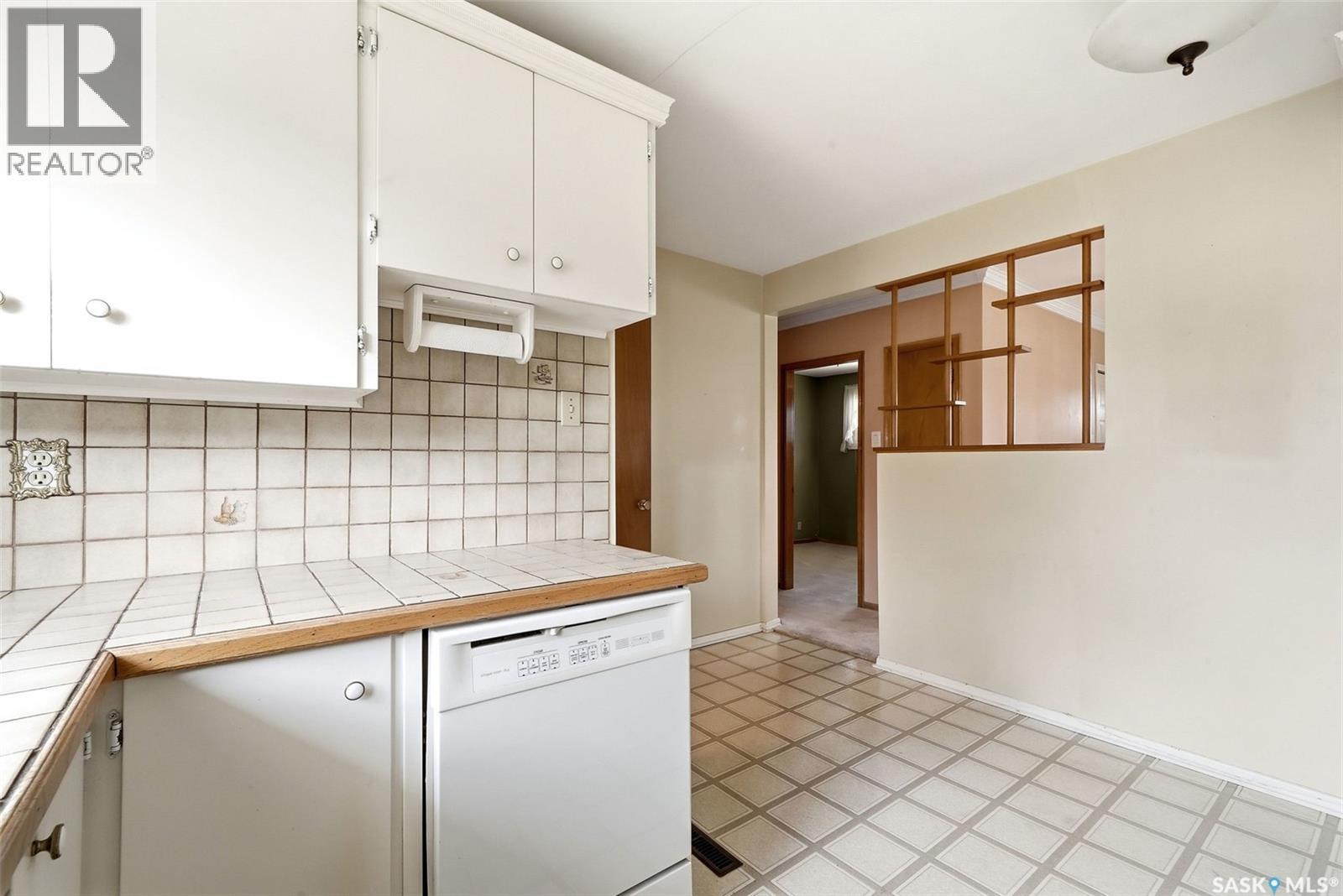 3868 Athol Street, Regina, Saskatchewan  S4S 3J1 - Photo 13 - SK035255
