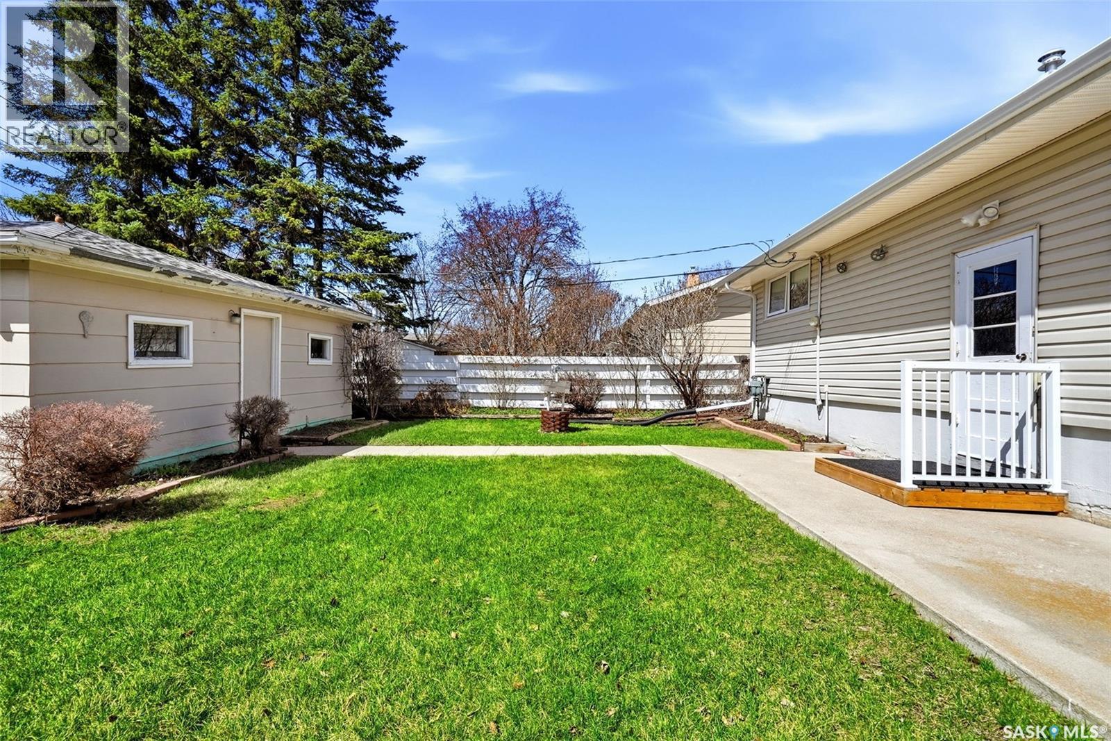 3868 Athol Street, Regina, Saskatchewan  S4S 3J1 - Photo 38 - SK035255