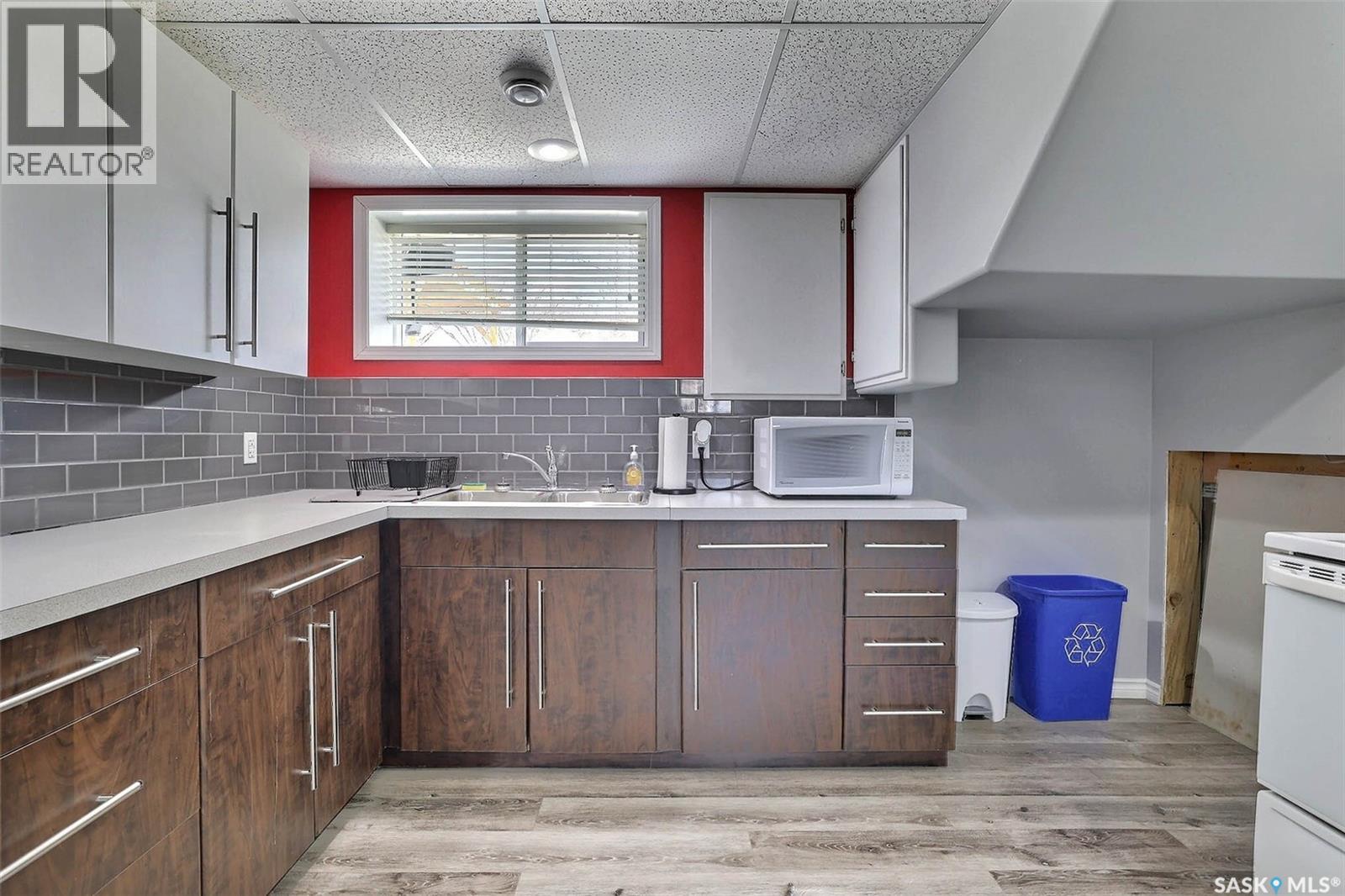 301 Robinson Street, Regina, Saskatchewan  S4R 3R3 - Photo 20 - SK035252