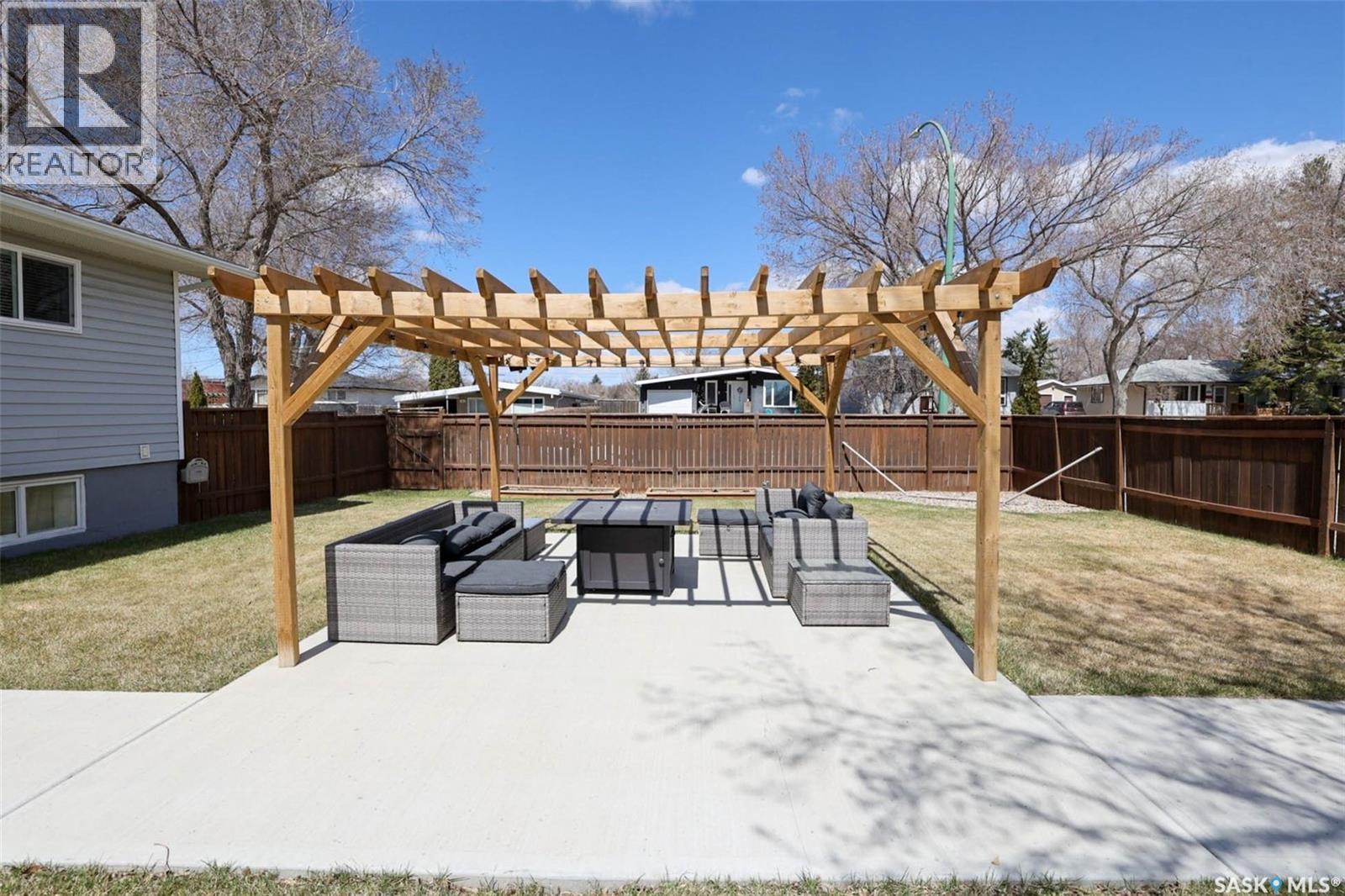 301 Robinson Street, Regina, Saskatchewan  S4R 3R3 - Photo 28 - SK035252