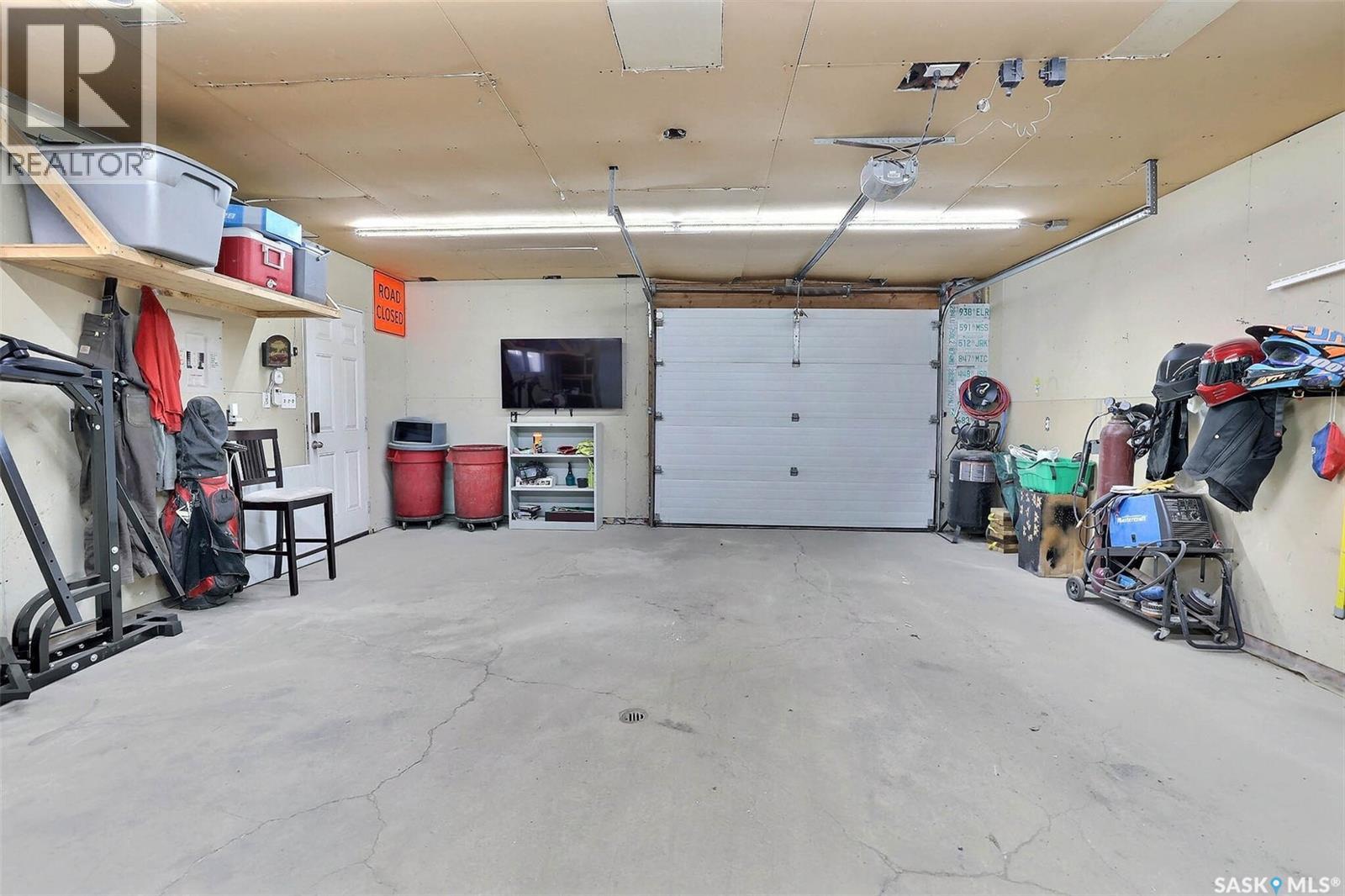 301 Robinson Street, Regina, Saskatchewan  S4R 3R3 - Photo 33 - SK035252