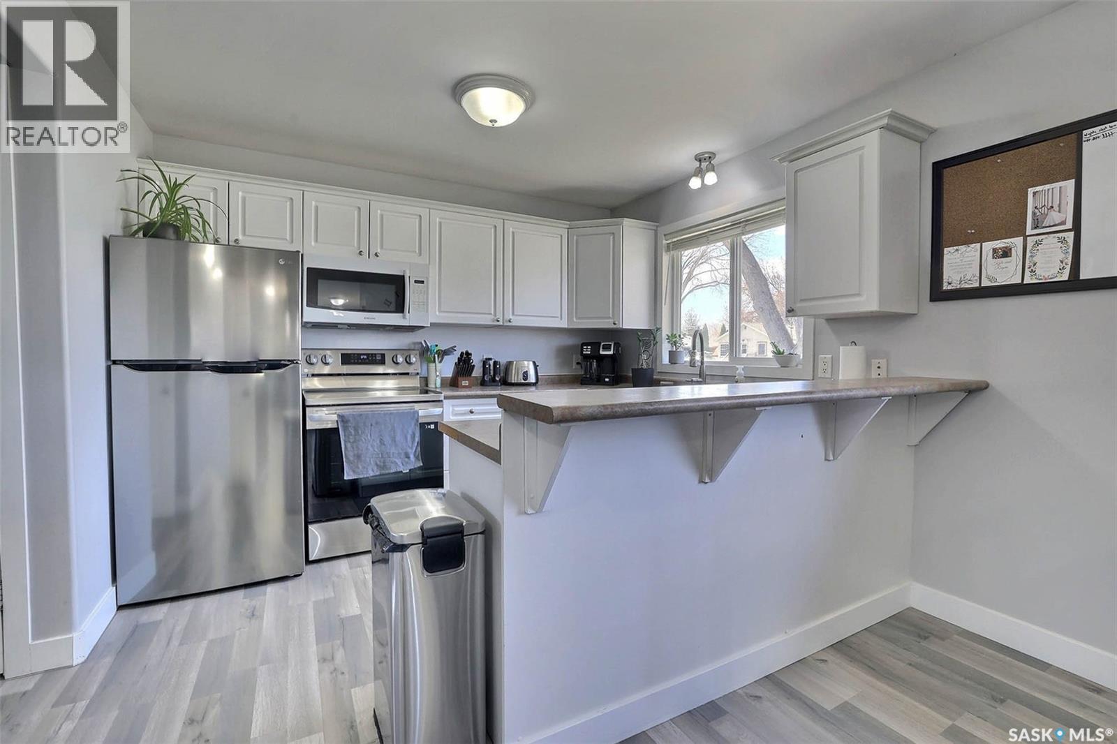 301 Robinson Street, Regina, Saskatchewan  S4R 3R3 - Photo 8 - SK035252