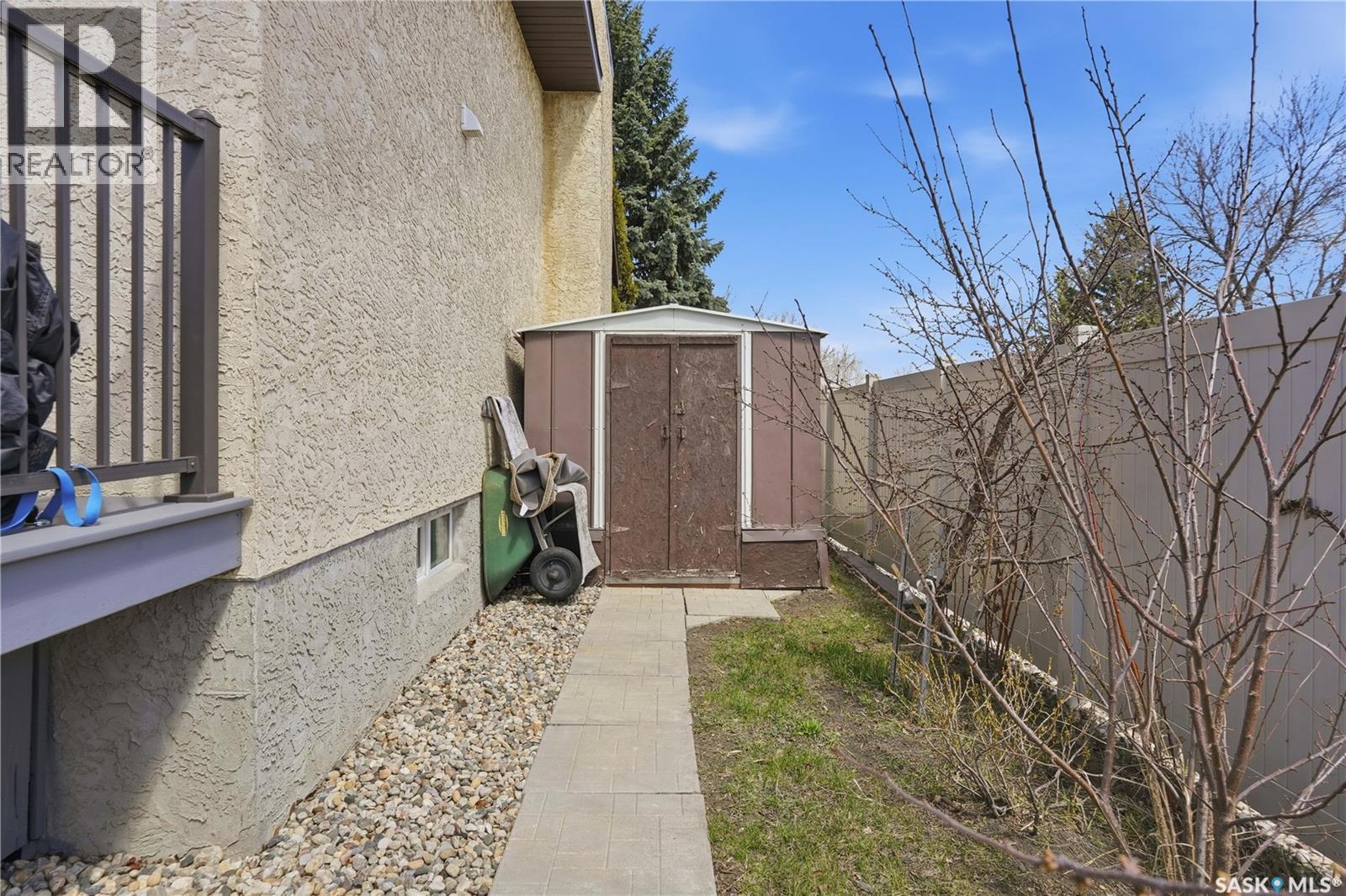 6547 Hird Crescent, Regina, Saskatchewan  S4X 3Z6 - Photo 52 - SK035228