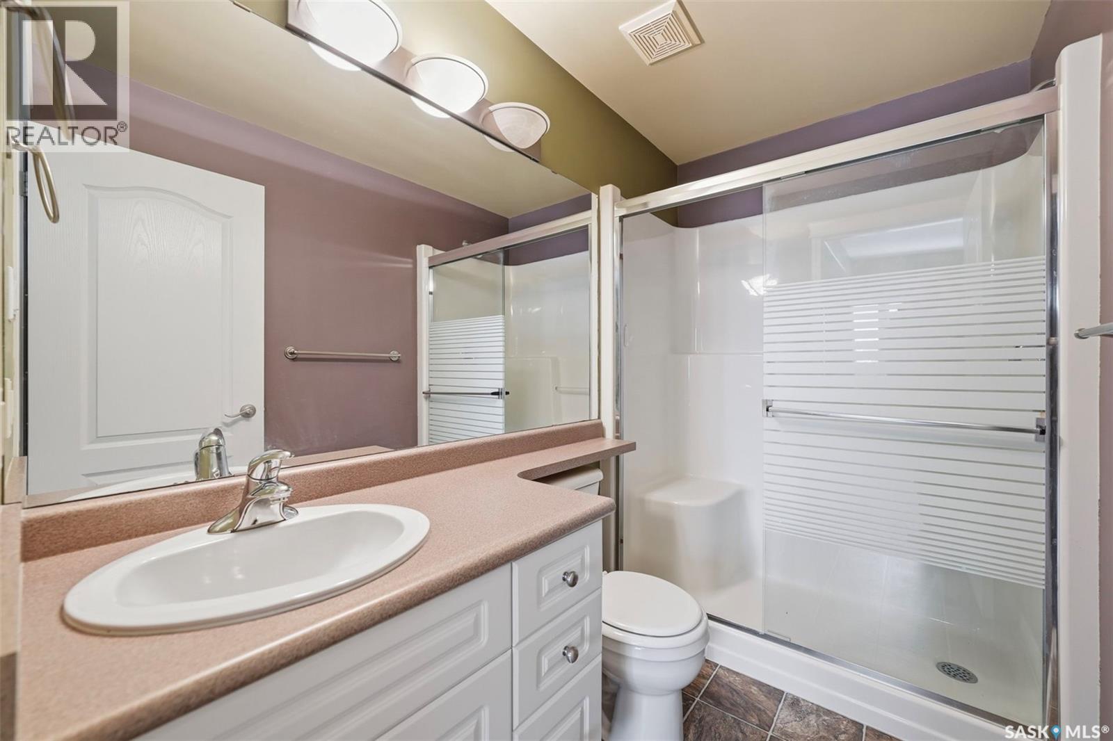 113 110 Armistice Way, Saskatoon, Saskatchewan  S7J 5L8 - Photo 12 - SK035105