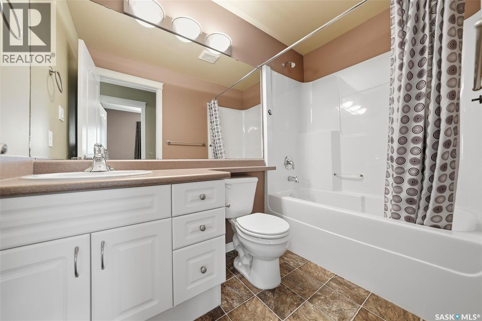 113 110 Armistice Way, Saskatoon, Saskatchewan  S7J 5L8 - Photo 15 - SK035105