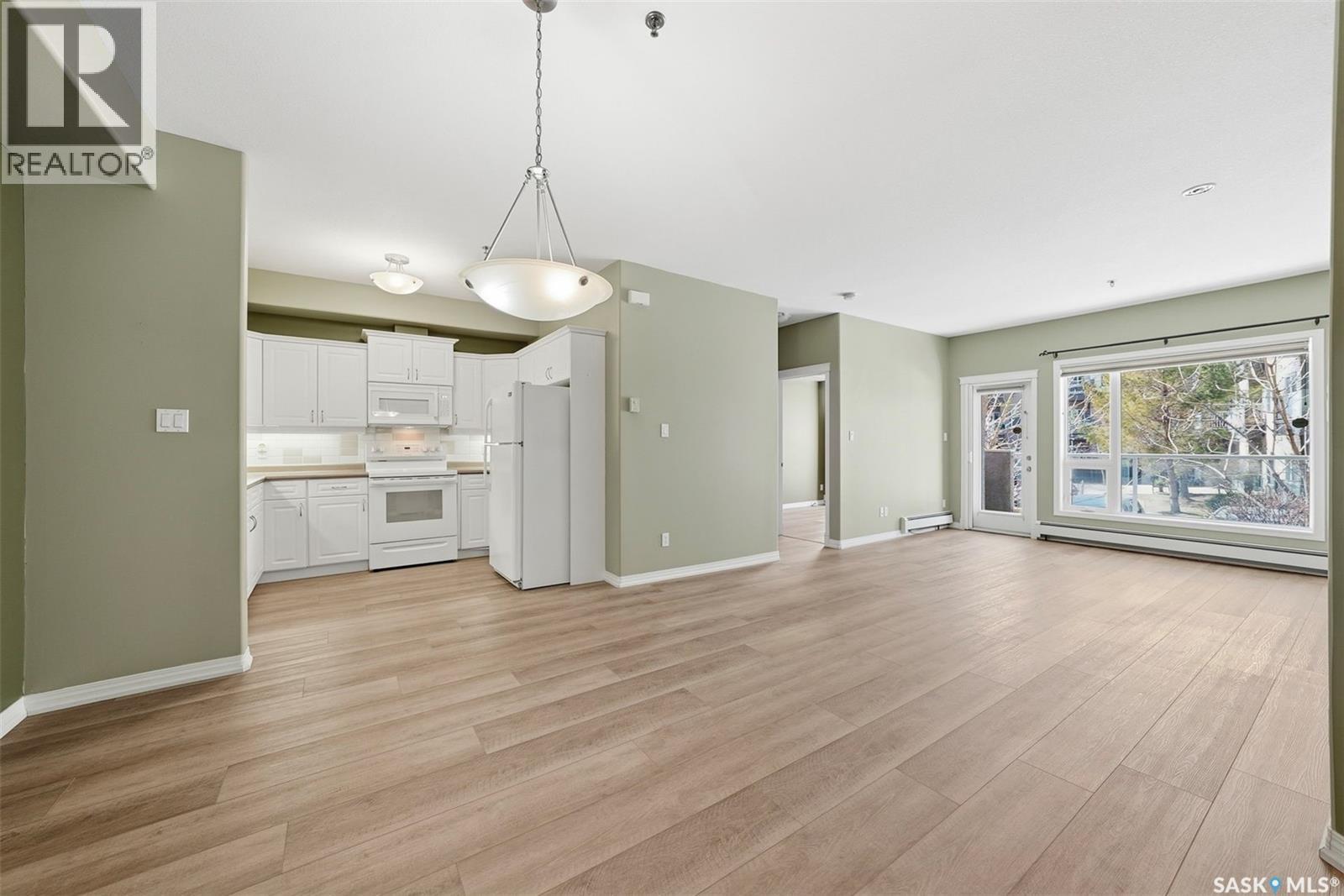 113 110 Armistice Way, Saskatoon, Saskatchewan  S7J 5L8 - Photo 2 - SK035105