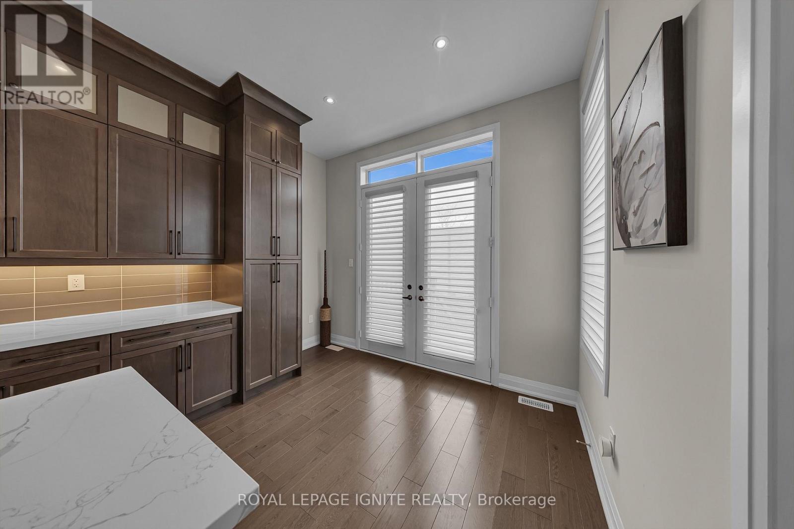 398 Frontier Court, Pickering, Ontario  L1W 4A9 - Photo 13 - E13097322