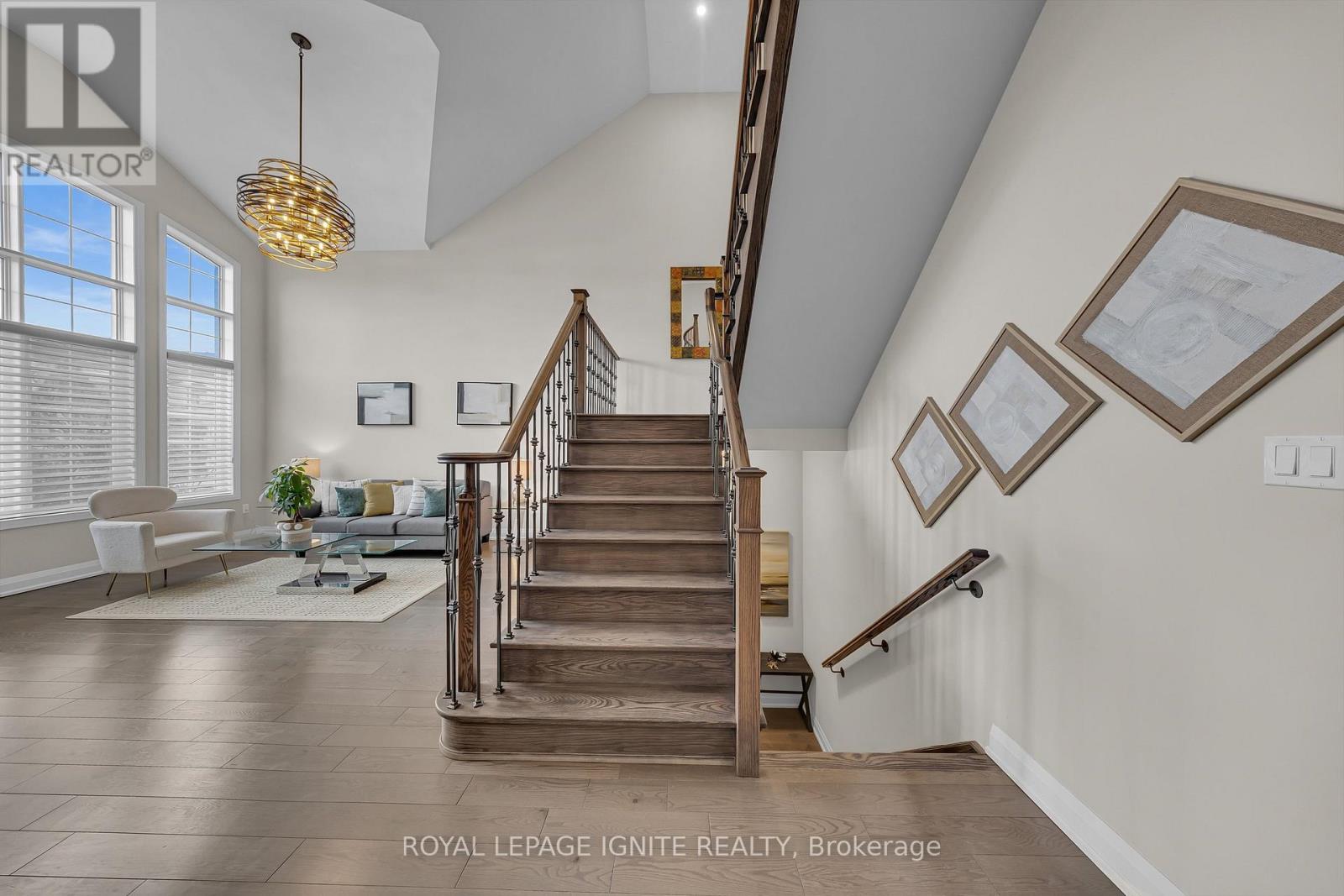 398 Frontier Court, Pickering, Ontario  L1W 4A9 - Photo 4 - E13097322