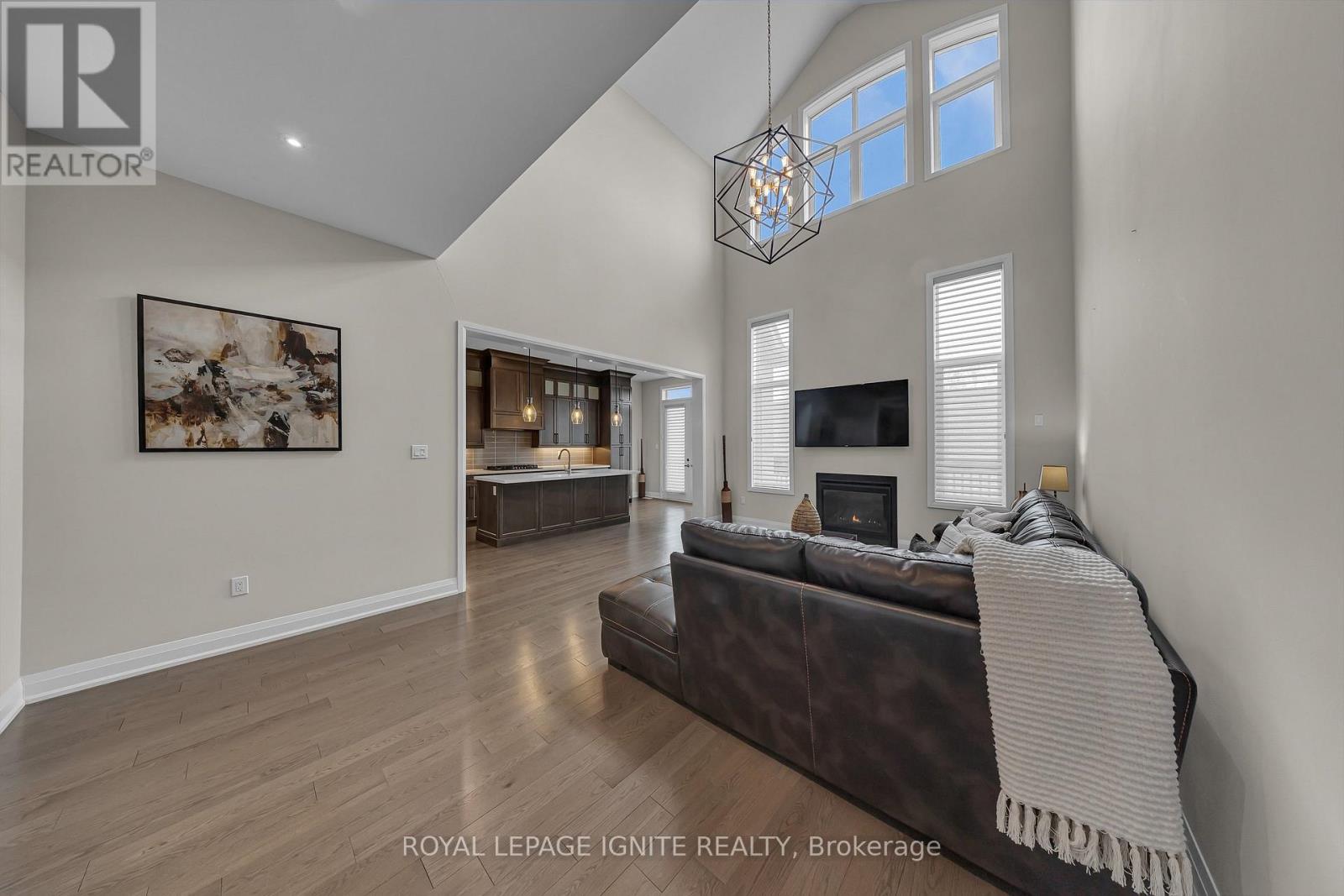 398 Frontier Court, Pickering, Ontario  L1W 4A9 - Photo 9 - E13097322