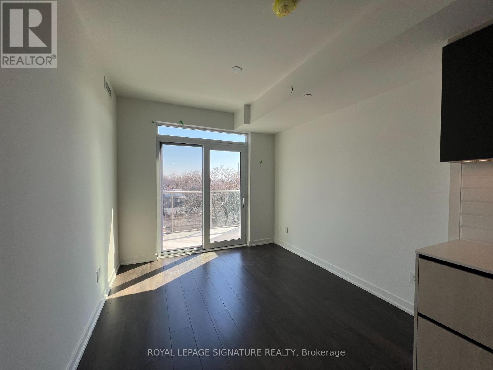 536 - 150 Logan Avenue, Toronto, Ontario  M4M 0E4 - Photo 8 - E13097390