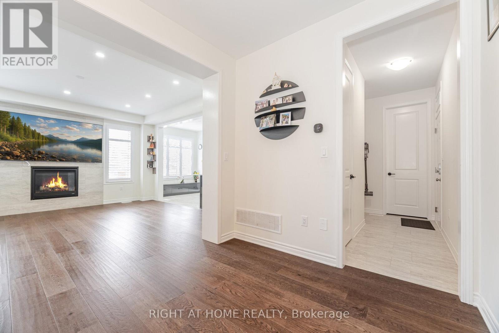 3281 Turnstone Boulevard, Pickering, Ontario  L1X 0M9 - Photo 19 - E13097398