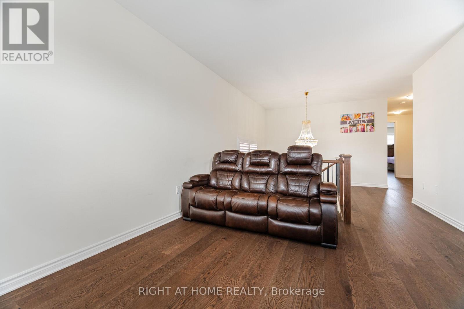 3281 Turnstone Boulevard, Pickering, Ontario  L1X 0M9 - Photo 24 - E13097398
