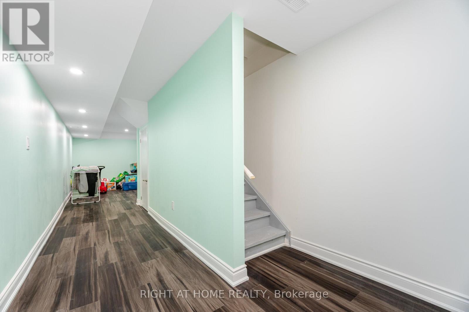 3281 Turnstone Boulevard, Pickering, Ontario  L1X 0M9 - Photo 39 - E13097398