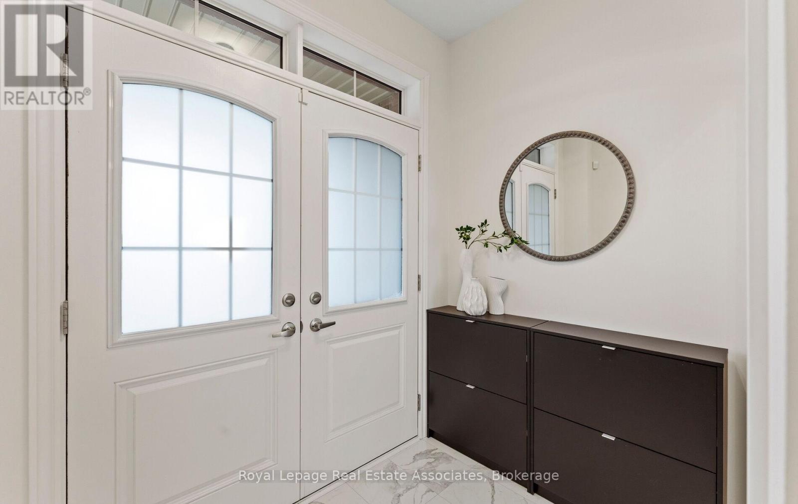 53 Sutcliffe Drive, Whitby, Ontario  L1R 0R1 - Photo 2 - E13097438