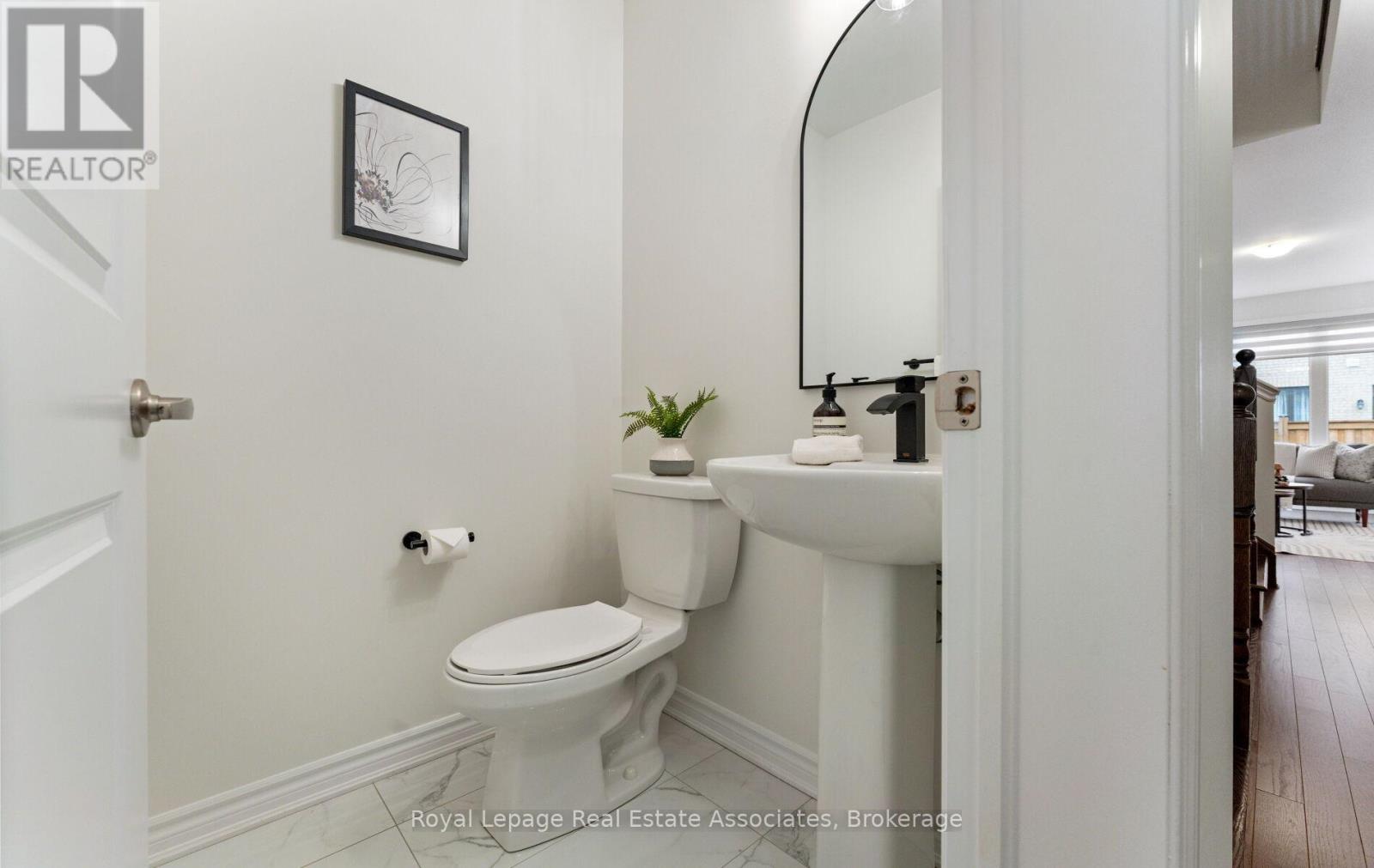 53 Sutcliffe Drive, Whitby, Ontario  L1R 0R1 - Photo 4 - E13097438