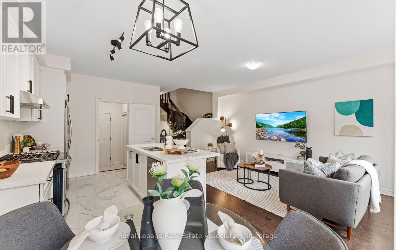 53 Sutcliffe Drive, Whitby, Ontario  L1R 0R1 - Photo 8 - E13097438