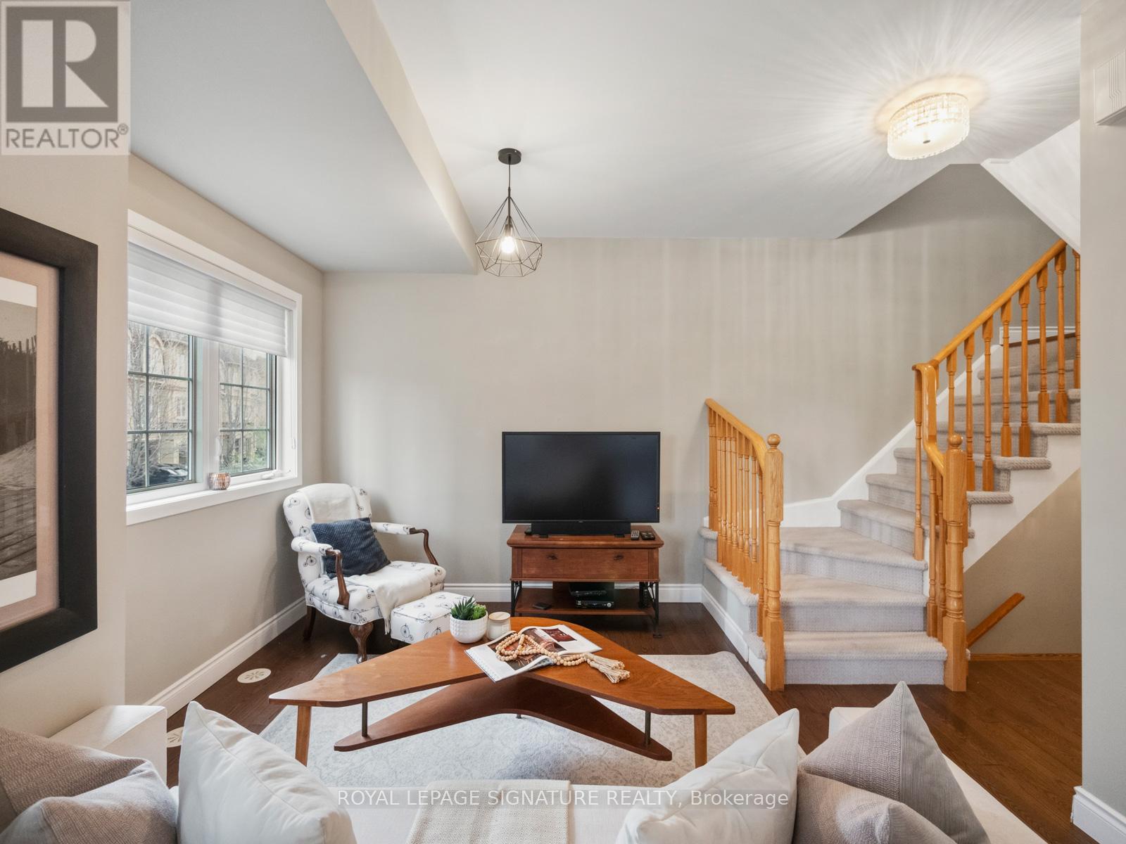104-1250 St. Martins Drive, Pickering, Ontario  L1W 1J3 - Photo 6 - E13097452