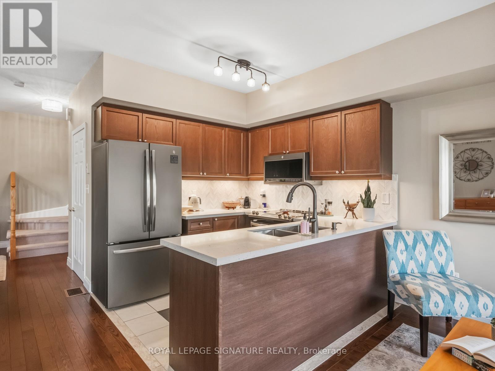 104-1250 St. Martins Drive, Pickering, Ontario  L1W 1J3 - Photo 8 - E13097452