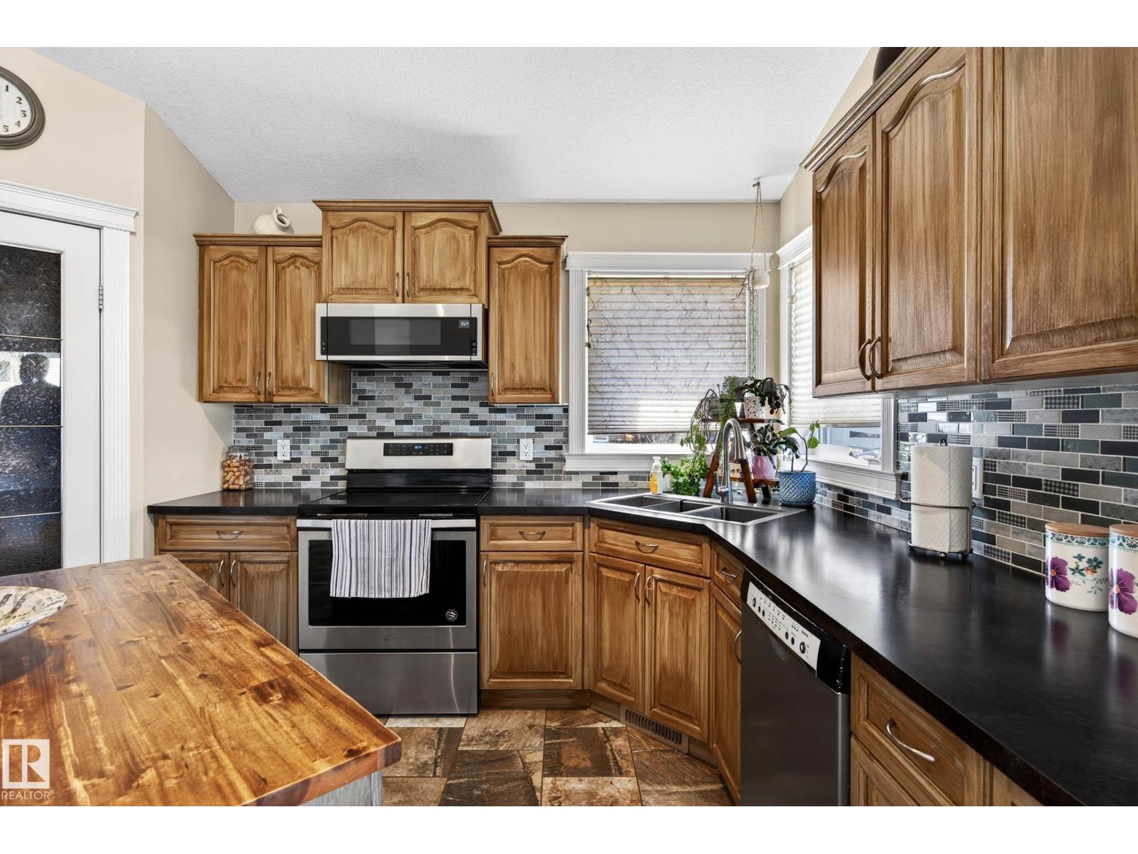 8102 95a St, Morinville, Alberta  T8R 1W2 - Photo 14 - E4486297