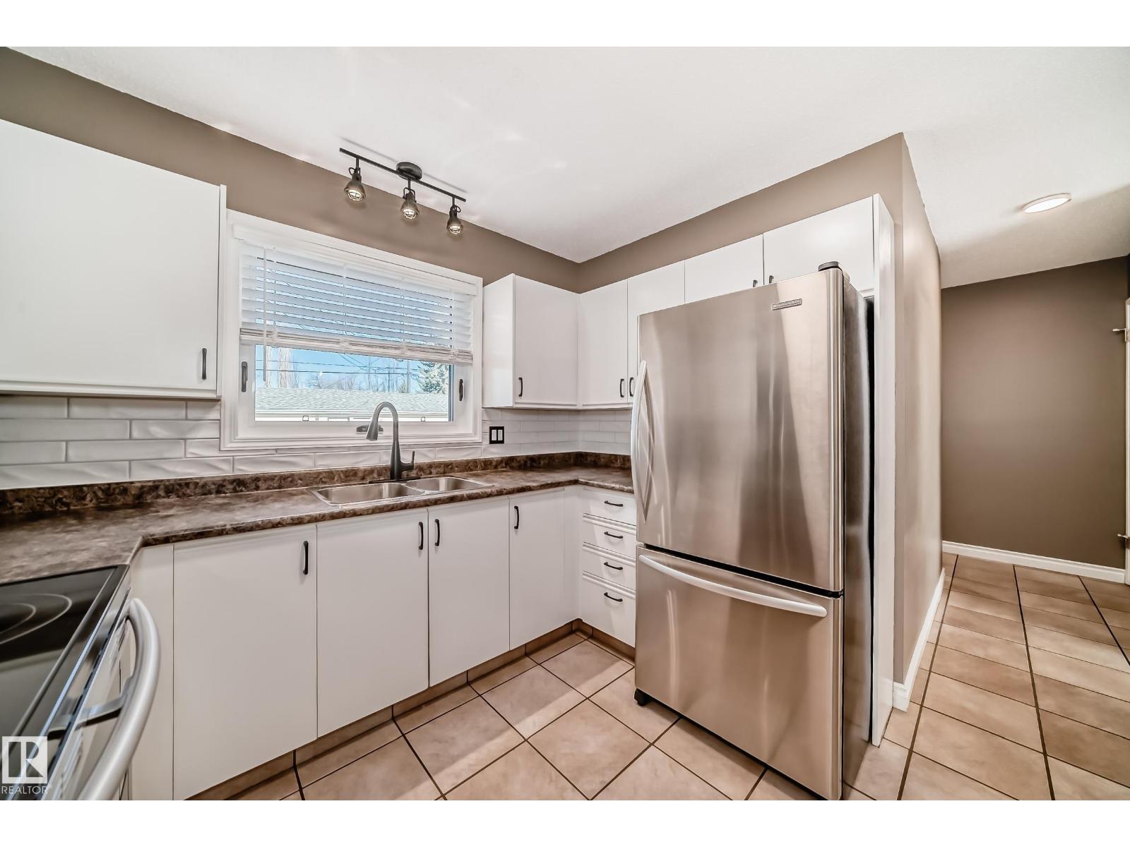 10226 152 St Nw, Edmonton, Alberta  T5P 1Y2 - Photo 17 - E4486294
