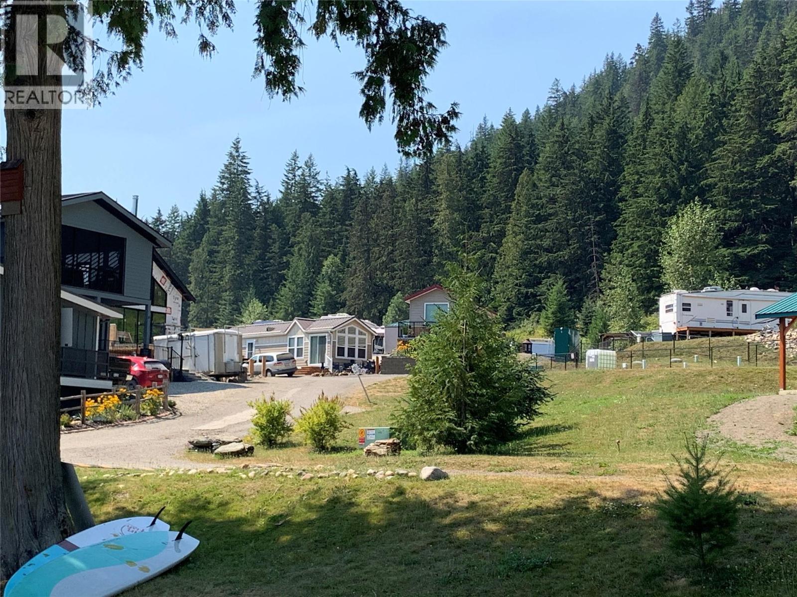 1681 Sugar Lake Road Unit# 30, Cherryville, British Columbia  V0E 2G2 - Photo 3 - 10385998
