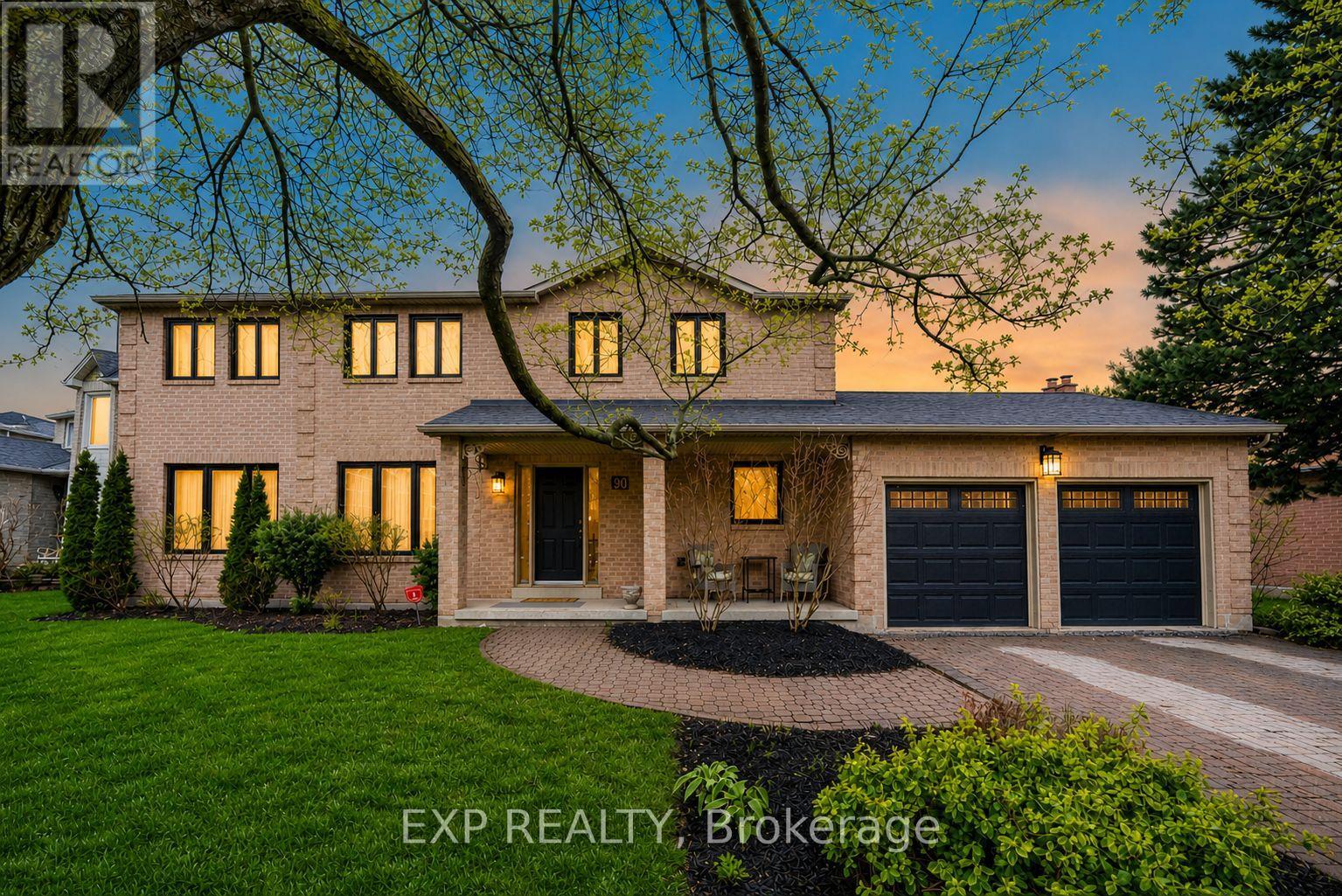 90 BRILLINGER STREET, Richmond Hill, Ontario