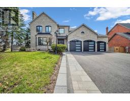 1092 STONEHAVEN AVENUE, Newmarket, Ontario