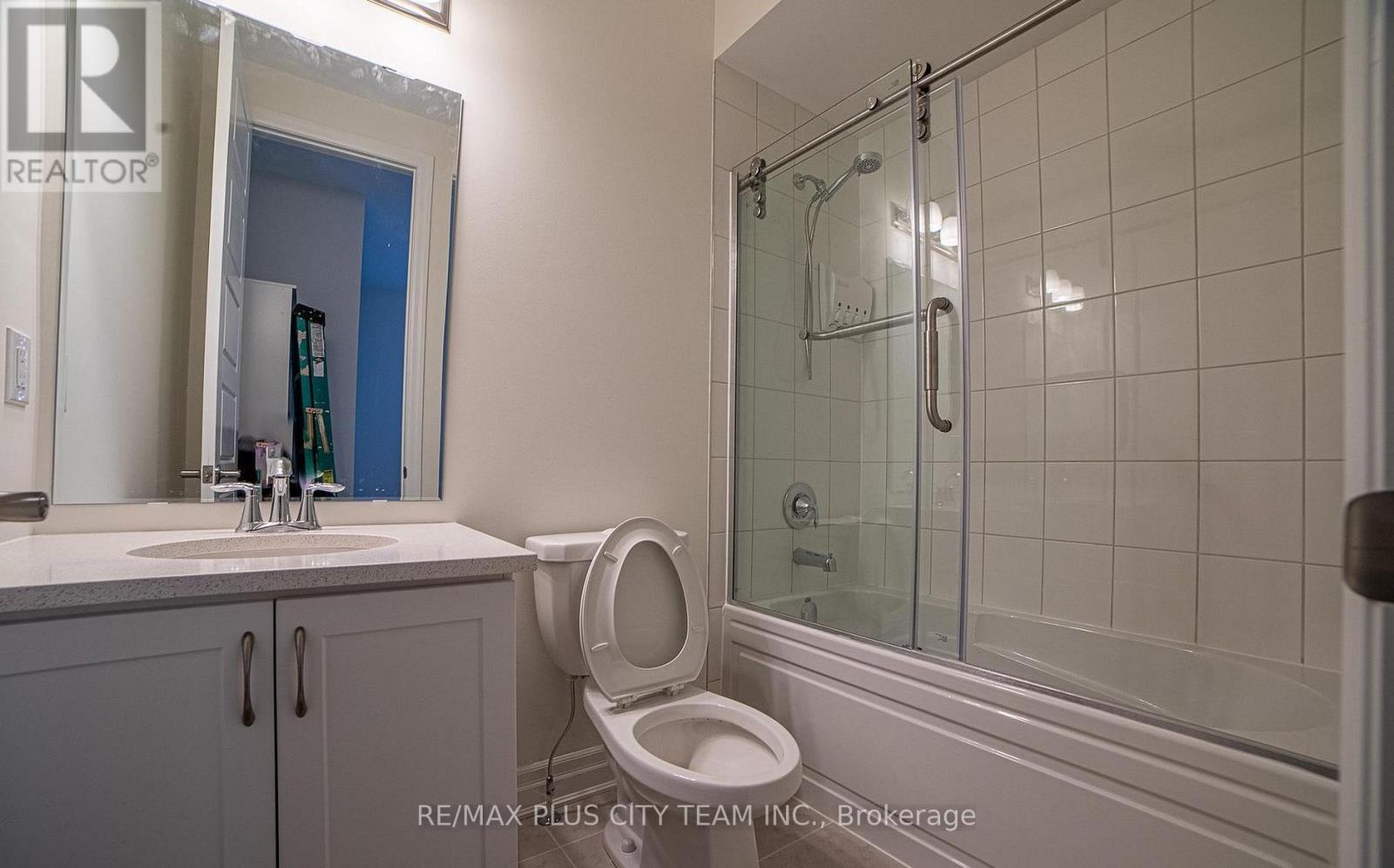 1 George Roman Avenue, Markham, Ontario  L6C 3L9 - Photo 21 - N13097428