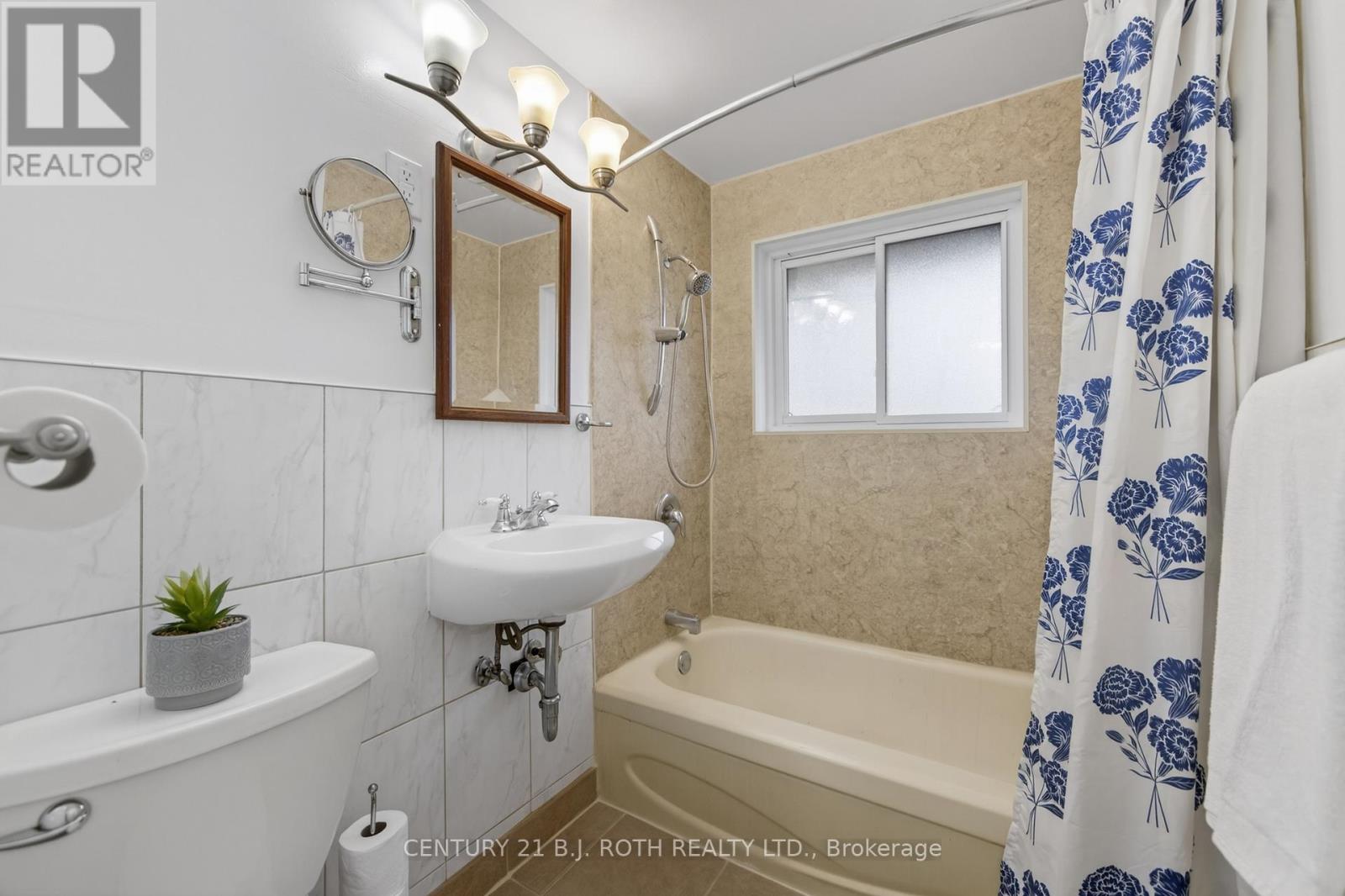 109 Malcolm Street, Essa, Ontario  L0M 1B0 - Photo 14 - N13097454