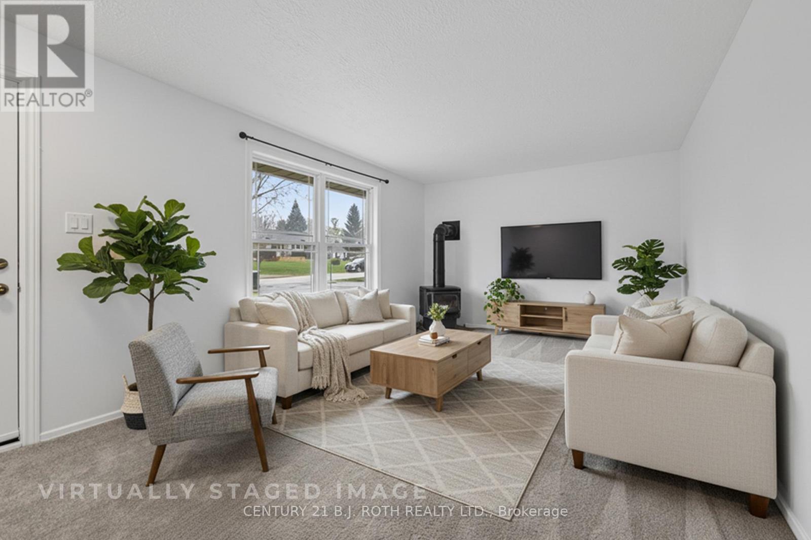 109 Malcolm Street, Essa, Ontario  L0M 1B0 - Photo 5 - N13097454