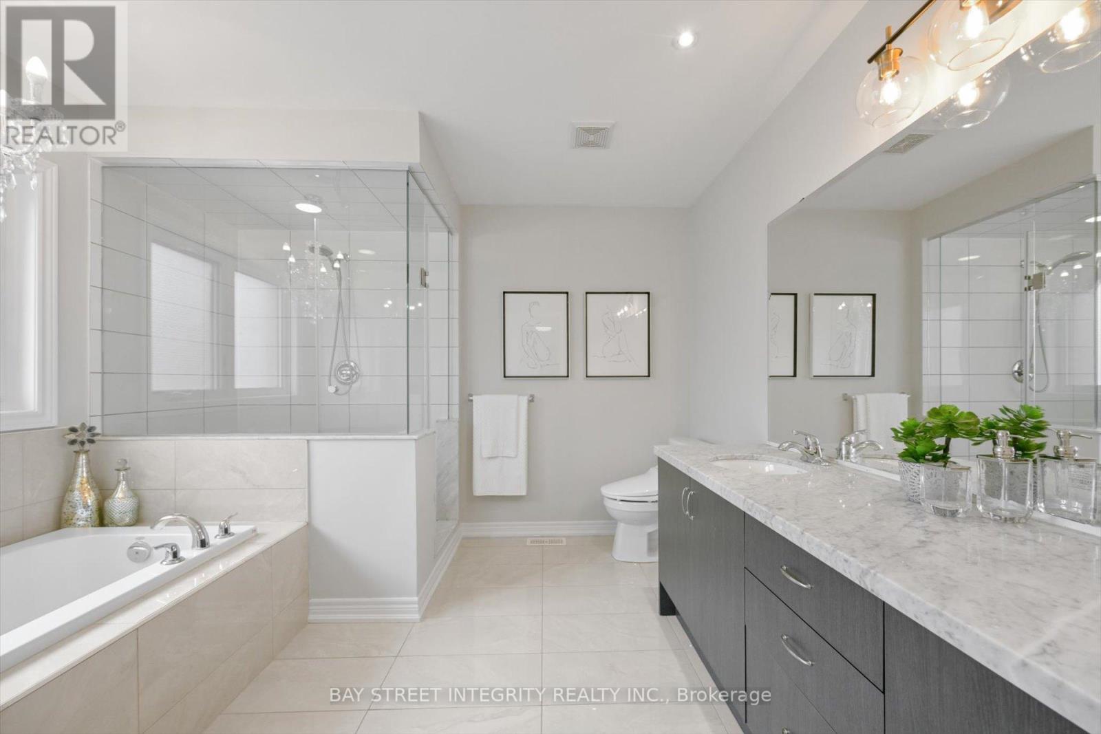 99 Greenspire Avenue, Markham, Ontario  L6E 0S2 - Photo 26 - N13097456