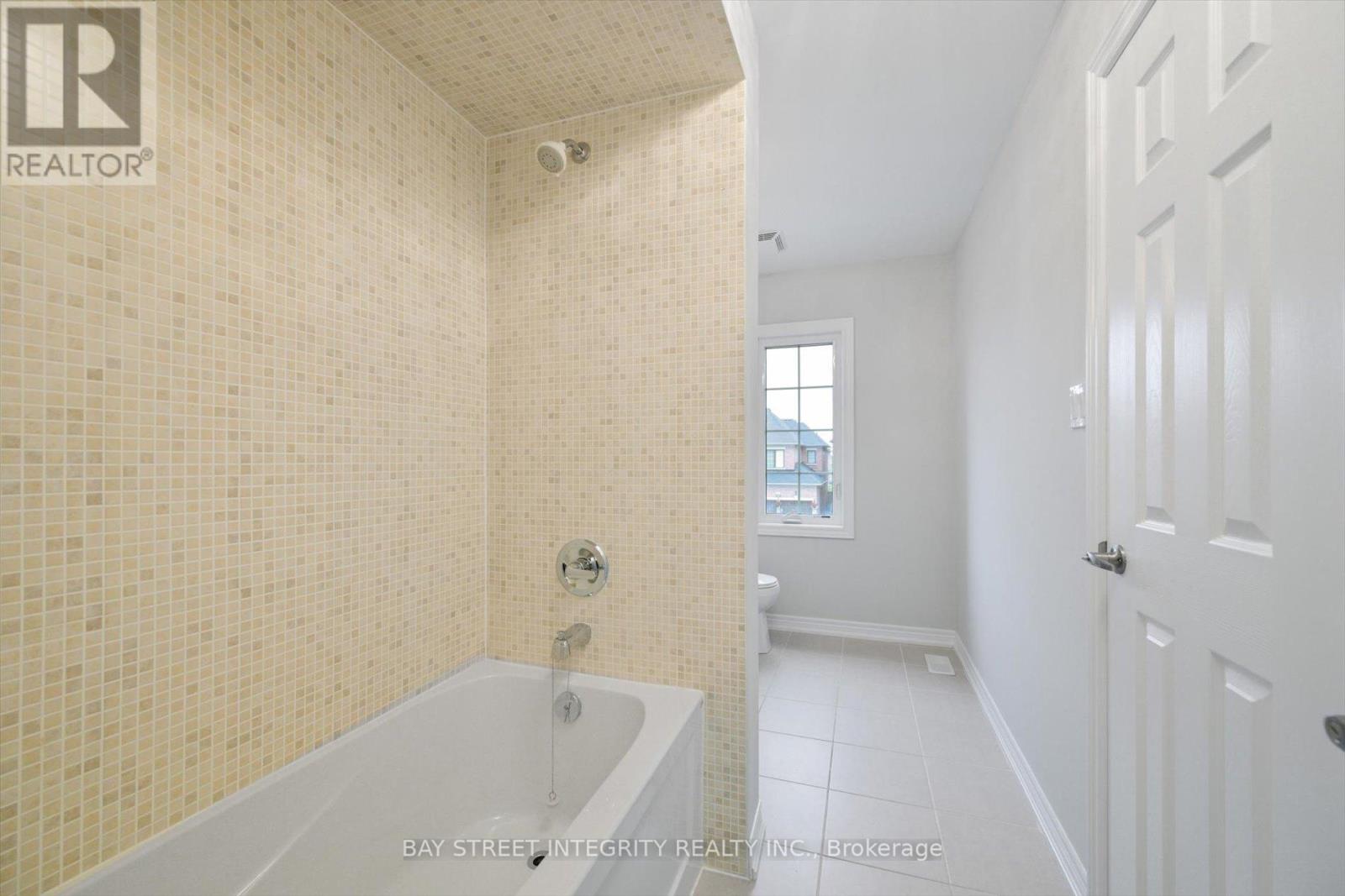 99 Greenspire Avenue, Markham, Ontario  L6E 0S2 - Photo 30 - N13097456
