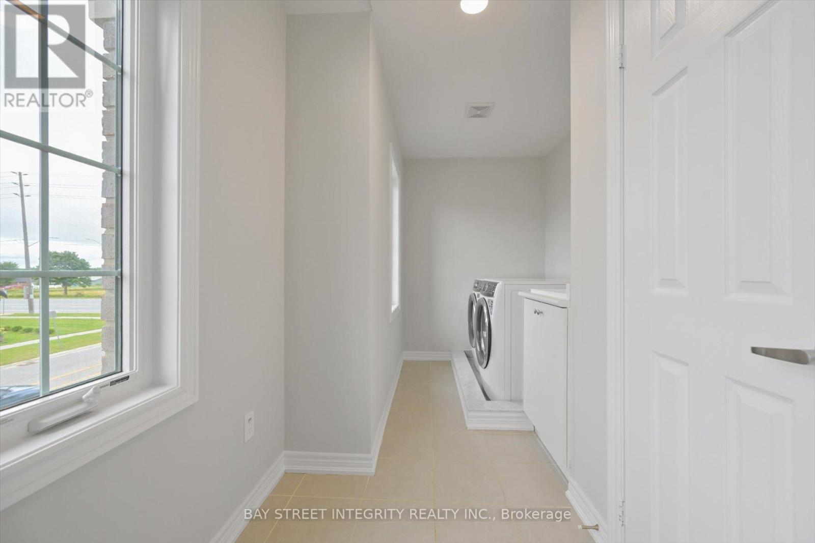 99 Greenspire Avenue, Markham, Ontario  L6E 0S2 - Photo 35 - N13097456