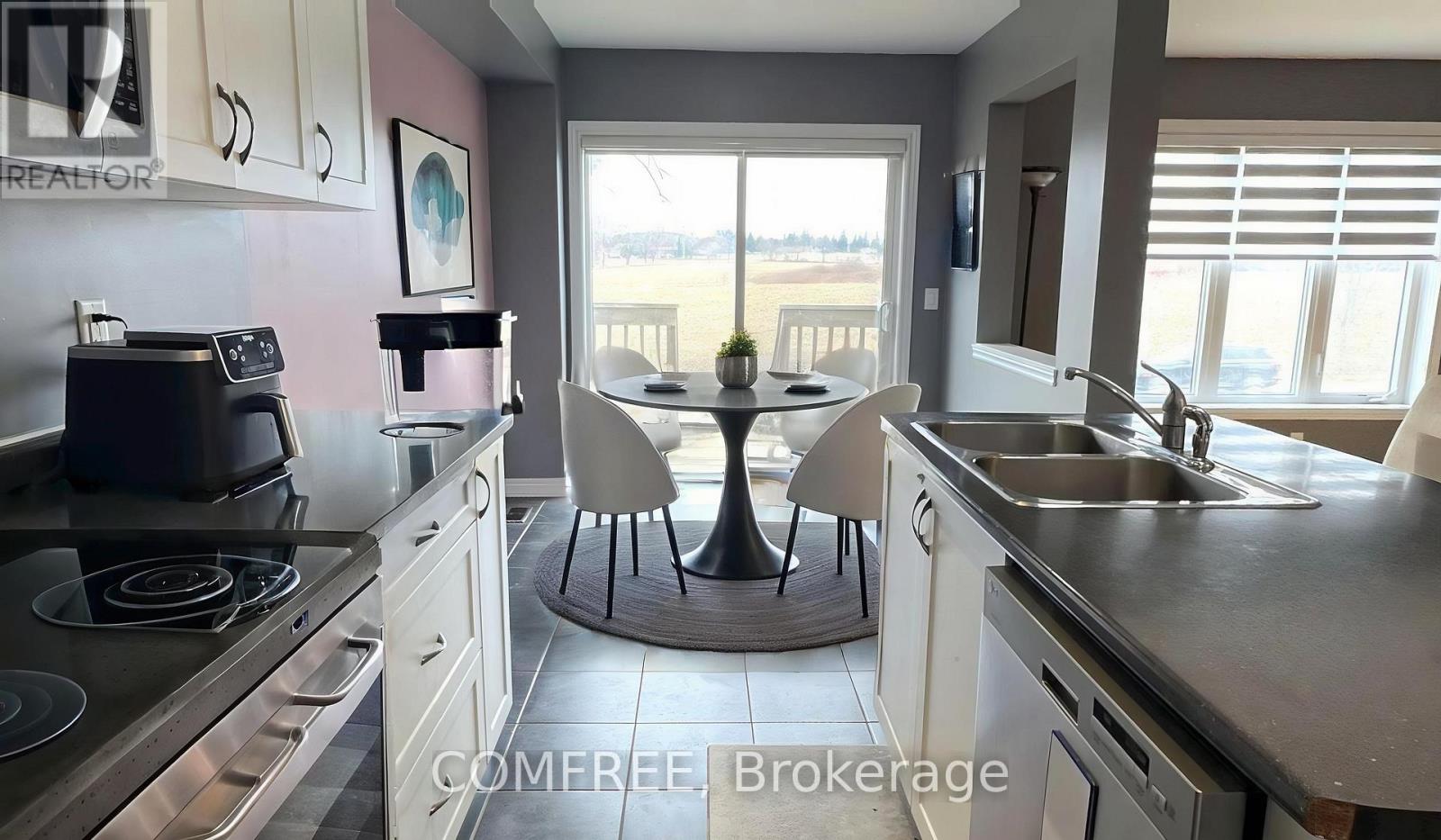 553 Baldwin Crescent, Woodstock, Ontario  N4T 0G4 - Photo 7 - X12926118