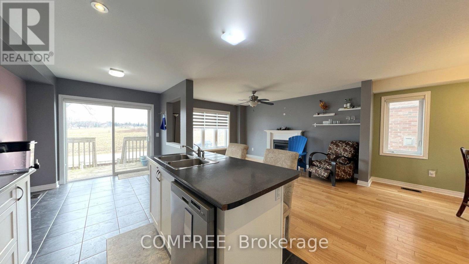 553 Baldwin Crescent, Woodstock, Ontario  N4T 0G4 - Photo 8 - X12926118