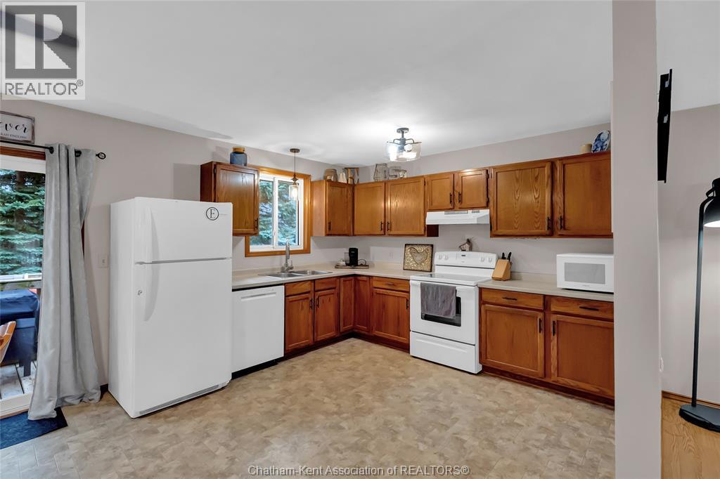 41 Drummond Street, Blenheim, Ontario  N0P 1A0 - Photo 9 - 26009375