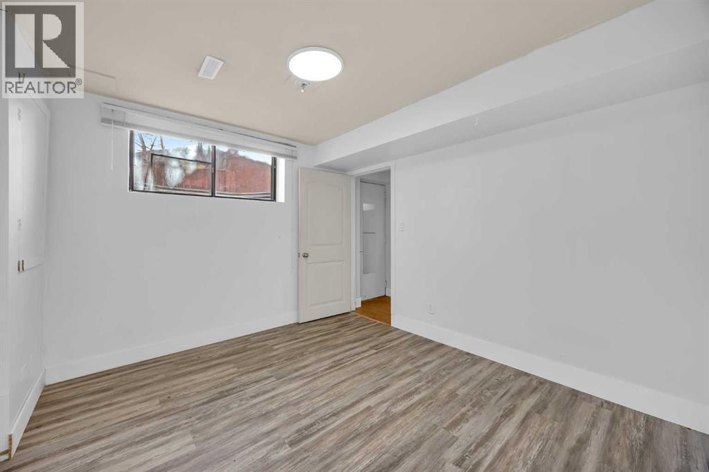 49 Beacham Way Nw, Calgary, Alberta  T3K 1R7 - Photo 38 - A2283200