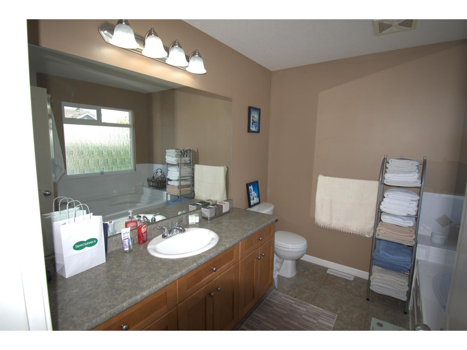 20177 71a Avenue, Langley, British Columbia  V2Y 3A1 - Photo 16 - R3120781