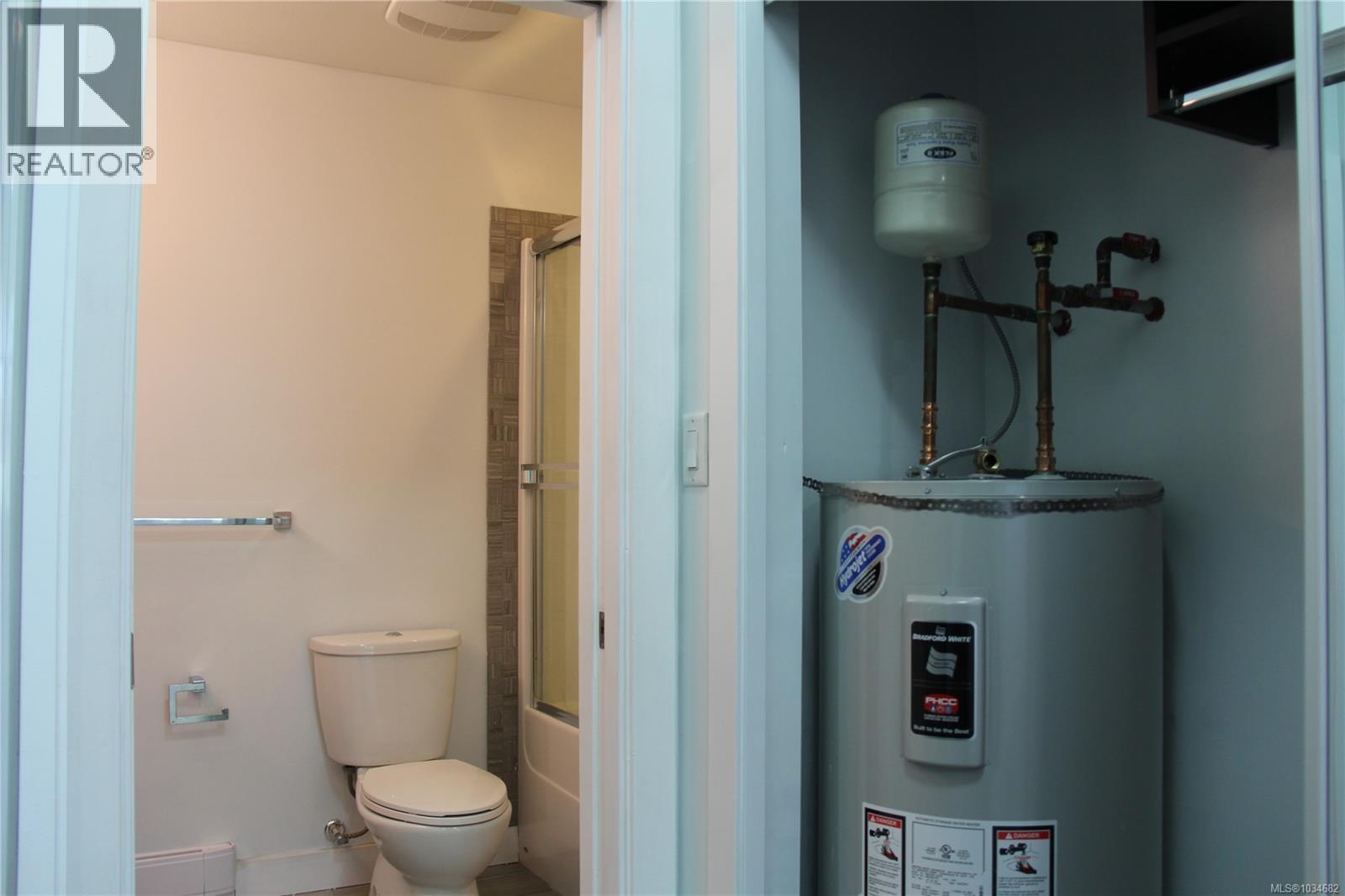 312 2655 Sooke Rd, Langford, British Columbia  V9B 1Y3 - Photo 26 - 1034682