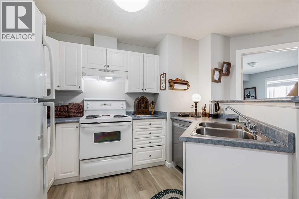 5403, 604 8 Street SW, Airdrie, Alberta  T4B 2W4 - Photo 11 - A2307181